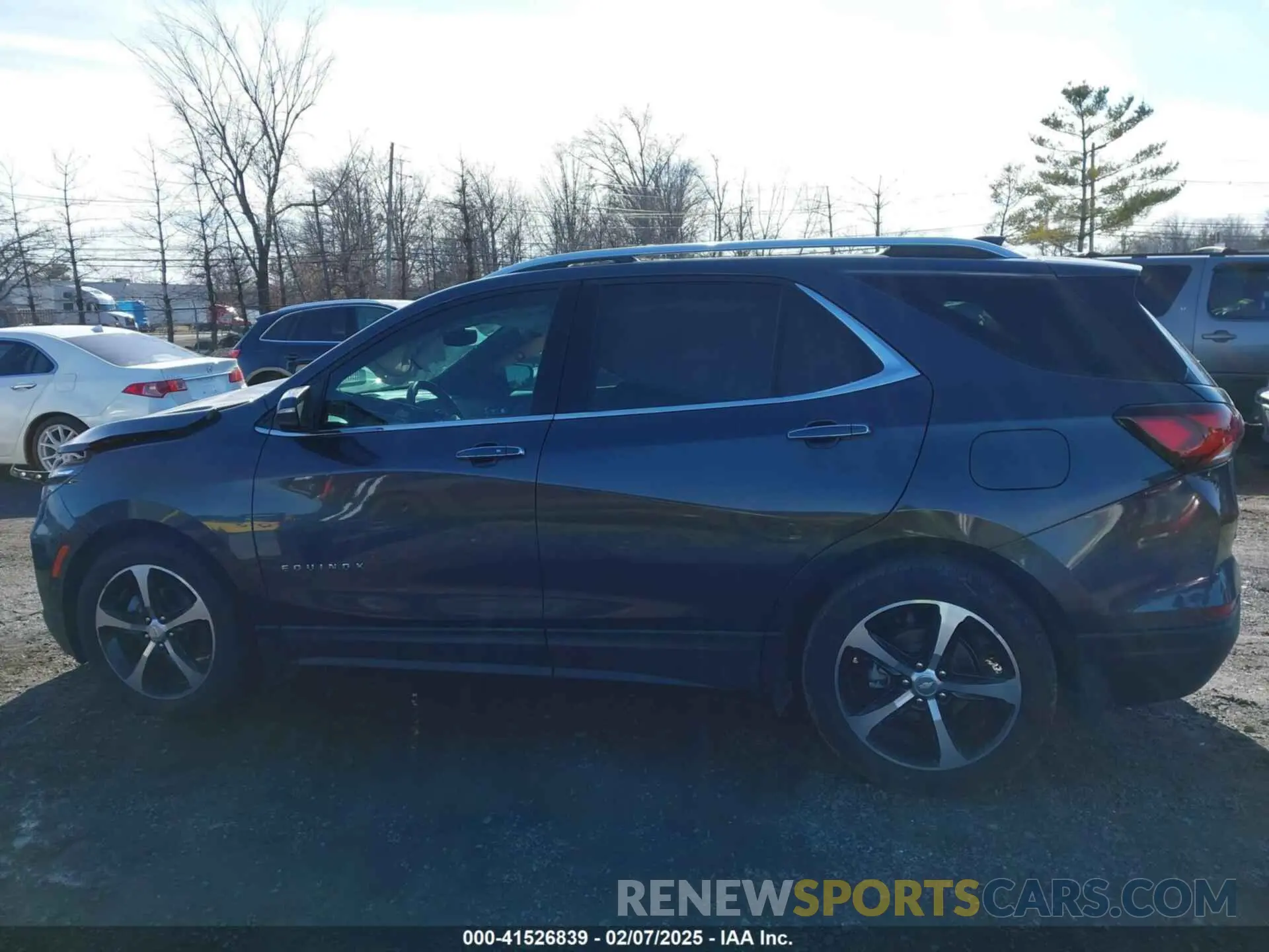 15 Photograph of a damaged car 2GNAXXEV0N6122490 CHEVROLET EQUINOX 2022