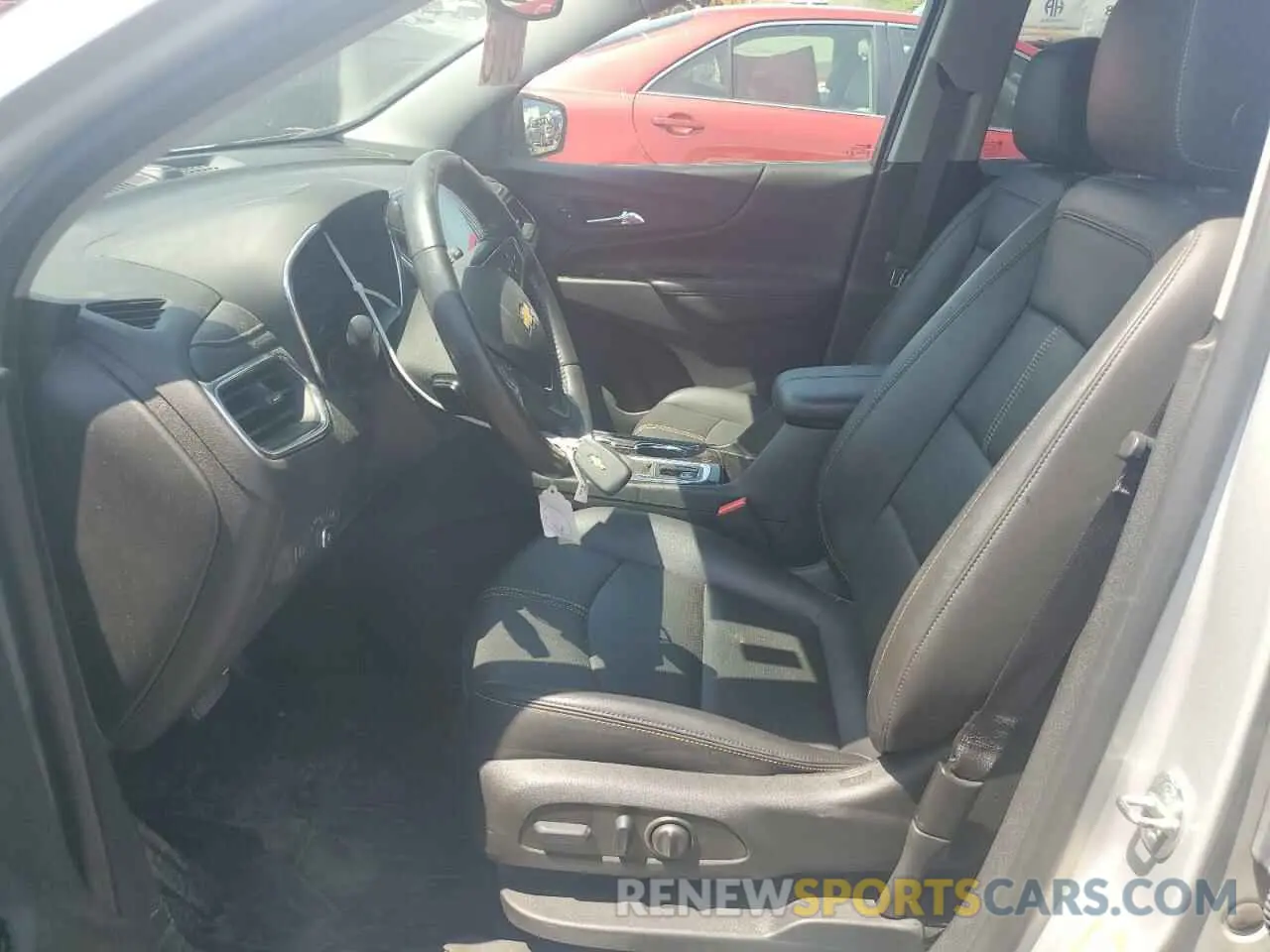 7 Photograph of a damaged car 2GNAXXEV3N6121785 CHEVROLET EQUINOX 2022