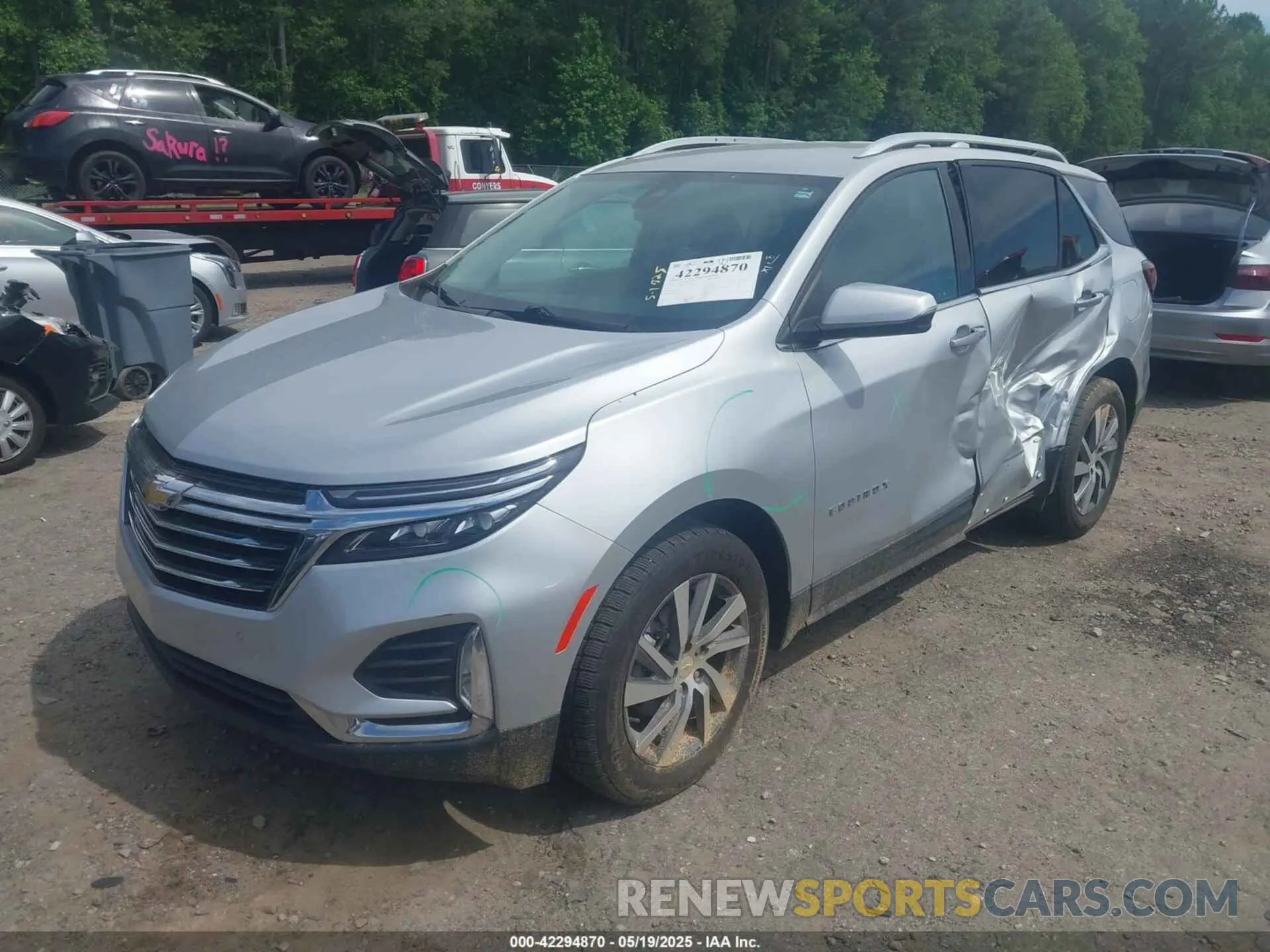 2 Photograph of a damaged car 2GNAXXEVXN6146327 CHEVROLET EQUINOX 2022