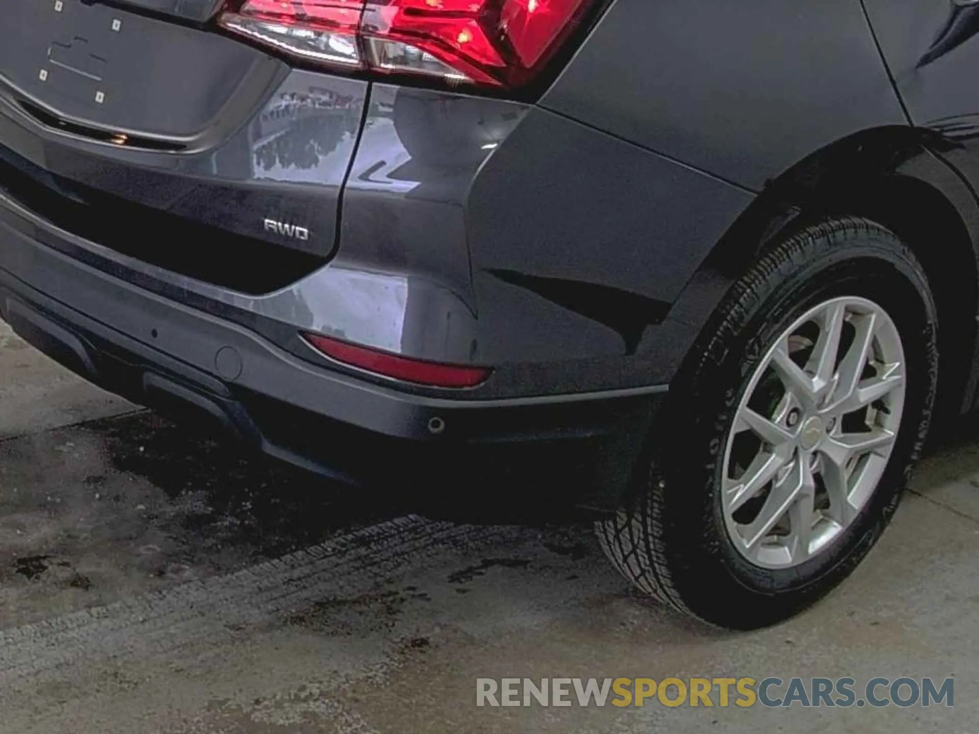 17 Photograph of a damaged car 3GNAX5EV2NS167467 CHEVROLET EQUINOX 2022