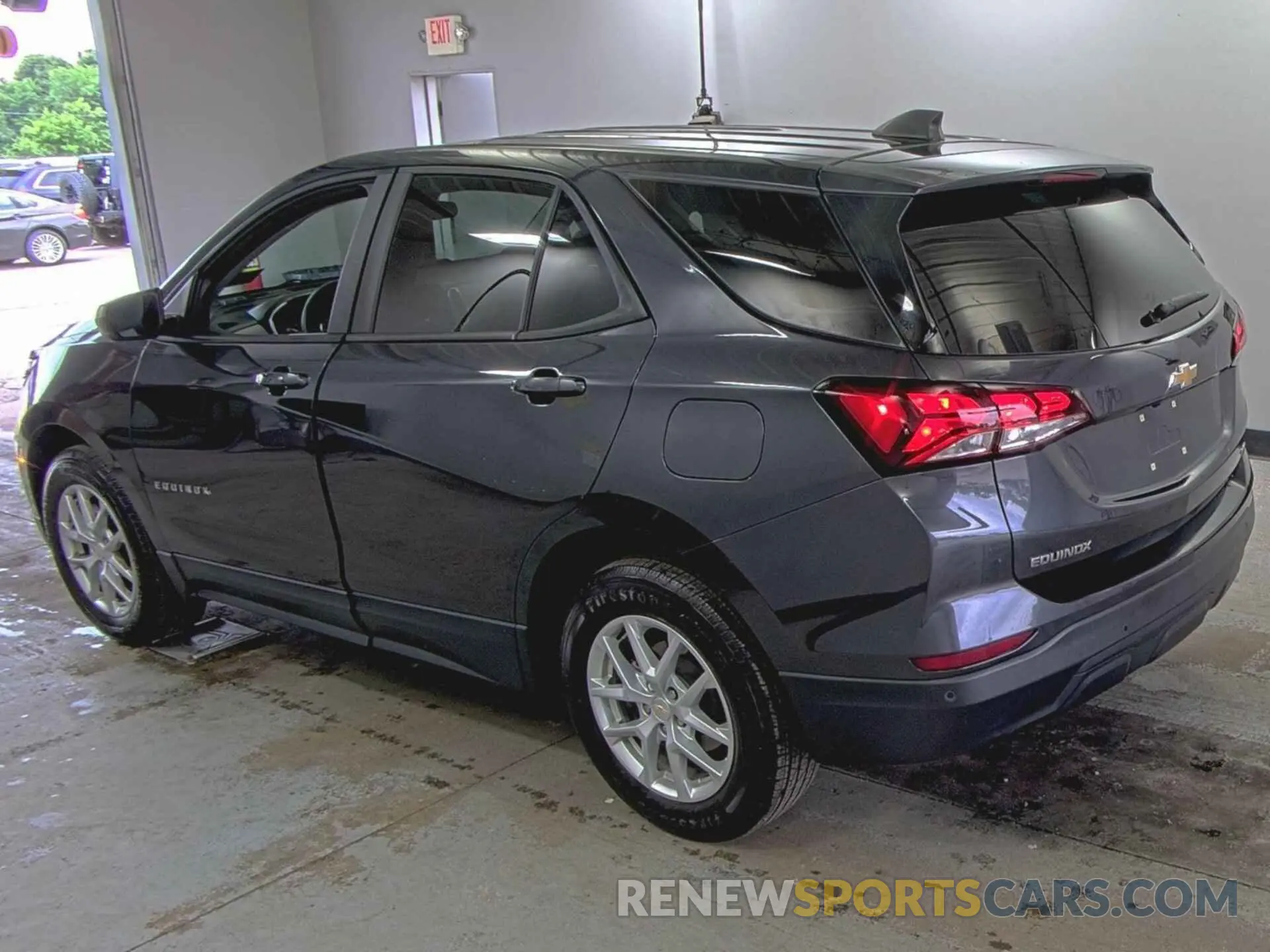 9 Photograph of a damaged car 3GNAX5EV2NS167467 CHEVROLET EQUINOX 2022