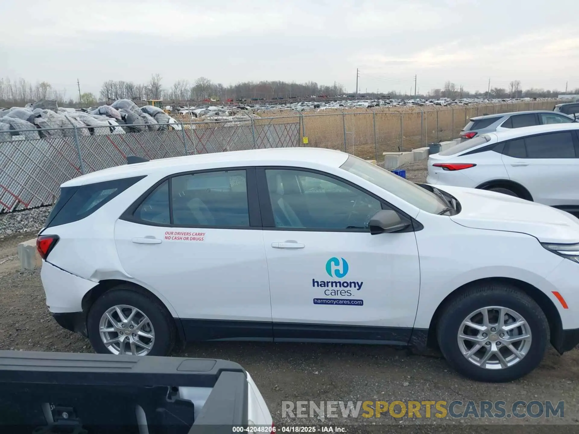 14 Photograph of a damaged car 3GNAX5EV3NS177182 CHEVROLET EQUINOX 2022