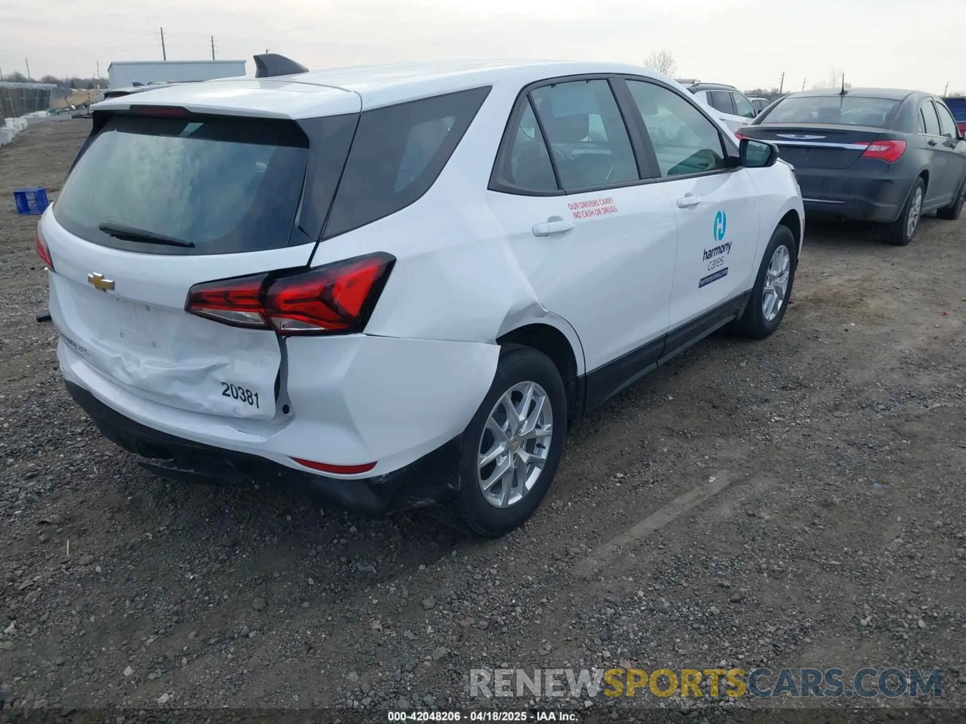 4 Photograph of a damaged car 3GNAX5EV3NS177182 CHEVROLET EQUINOX 2022