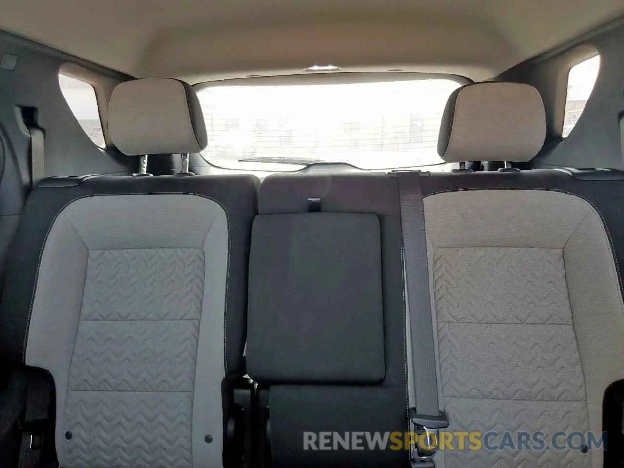 10 Photograph of a damaged car 3GNAX5EV4NS152128 CHEVROLET EQUINOX 2022