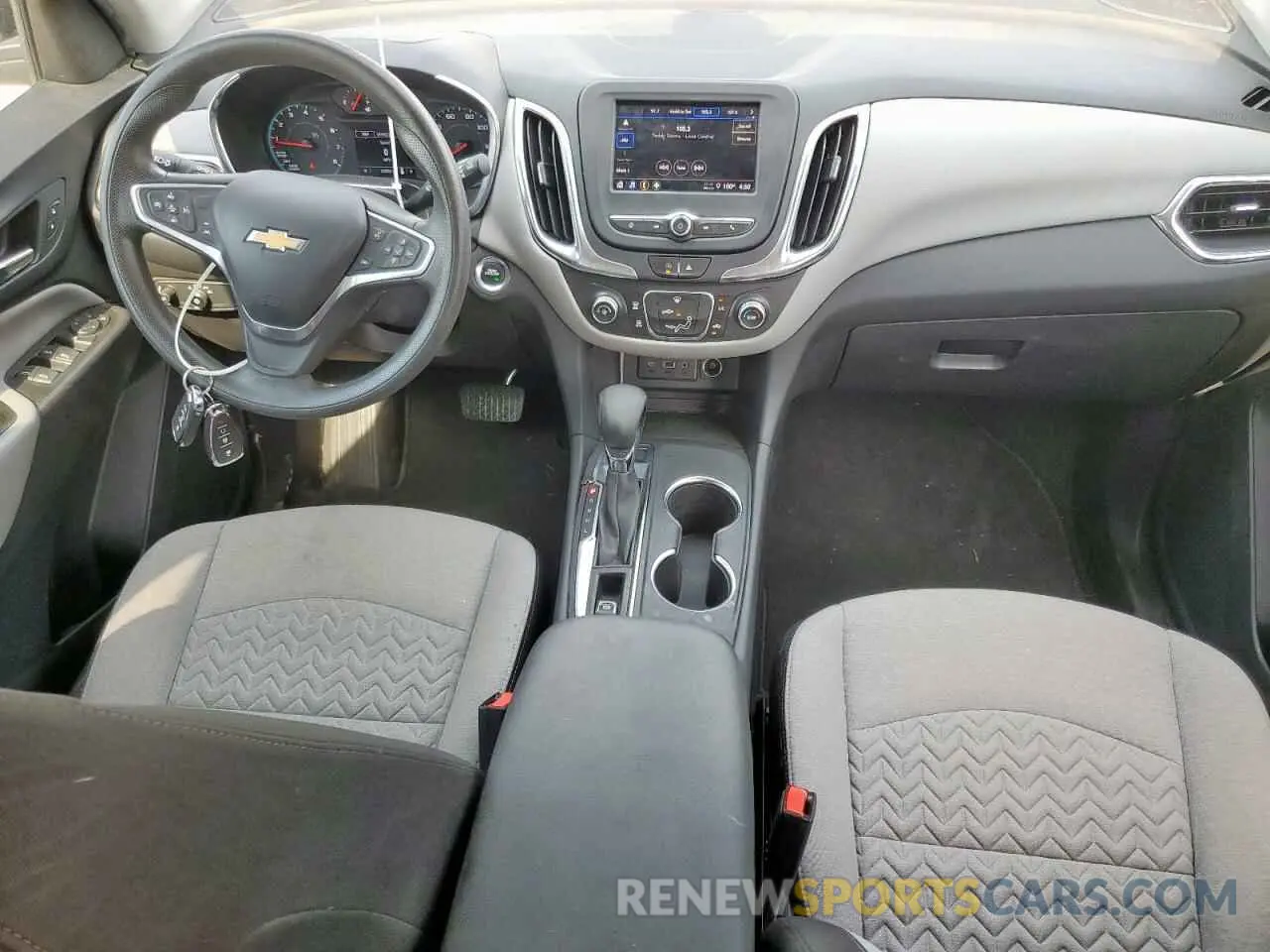 8 Photograph of a damaged car 3GNAX5EV4NS152128 CHEVROLET EQUINOX 2022