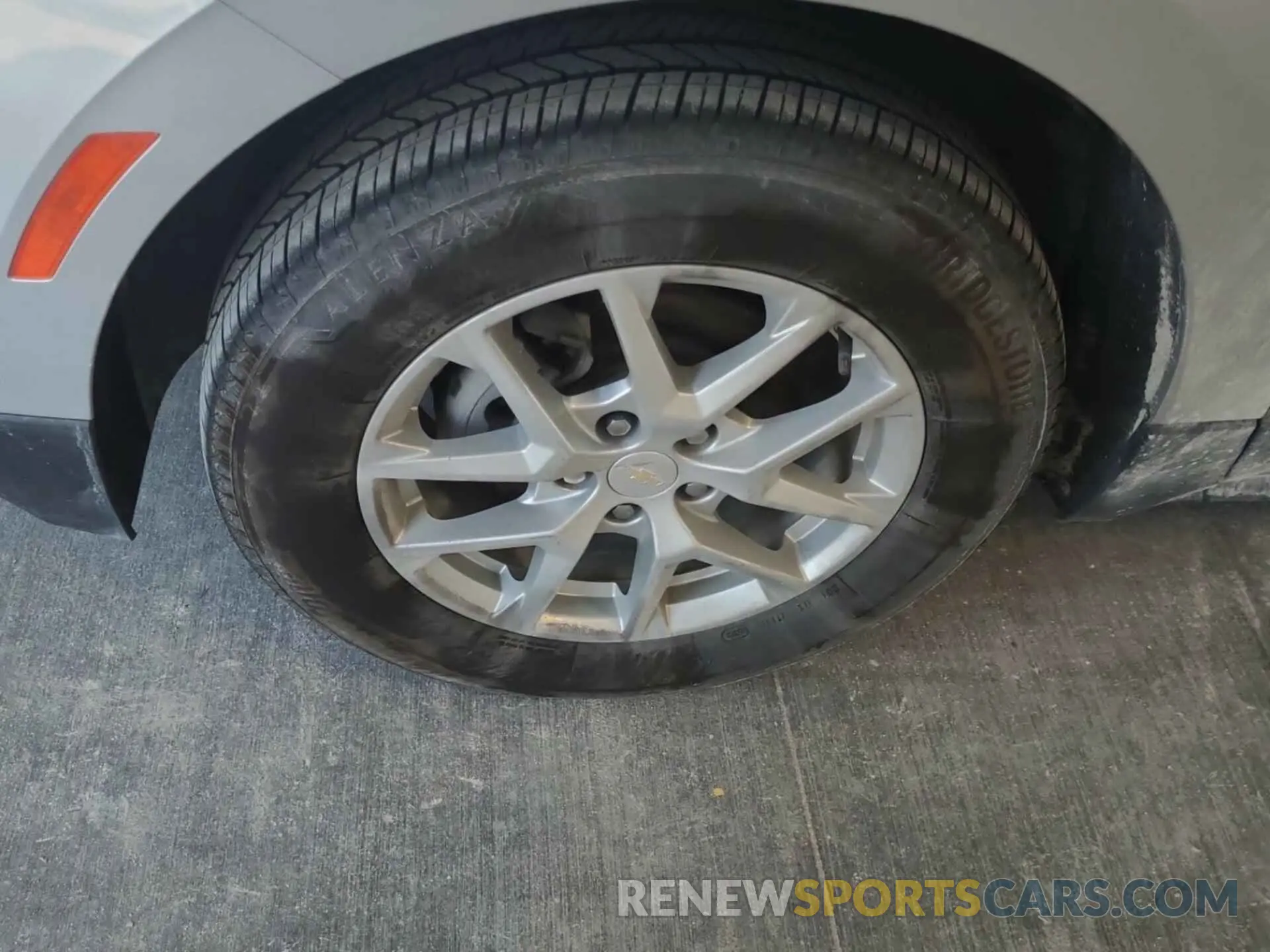 8 Photograph of a damaged car 3GNAX5EV7NS147635 CHEVROLET EQUINOX 2022