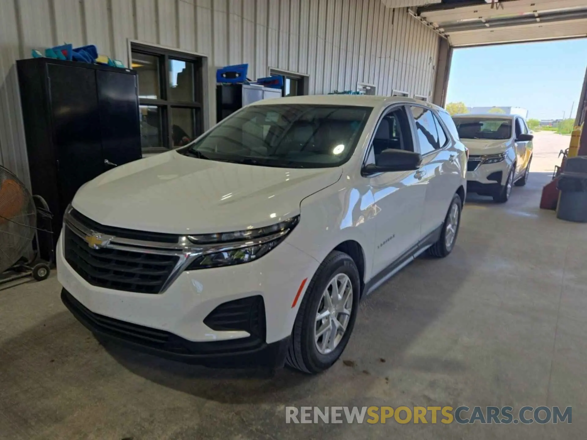 12 Photograph of a damaged car 3GNAXFEV2NS147628 CHEVROLET EQUINOX 2022