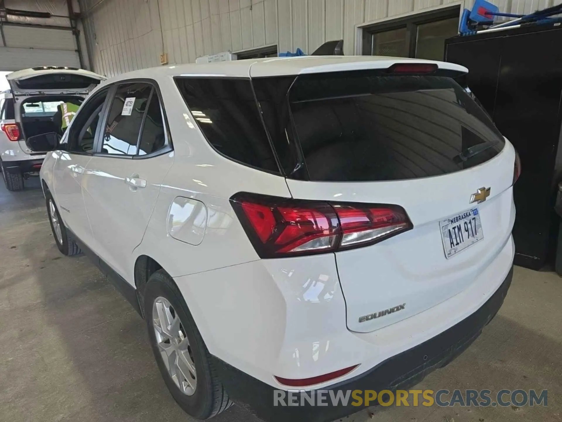 17 Photograph of a damaged car 3GNAXFEV2NS147628 CHEVROLET EQUINOX 2022