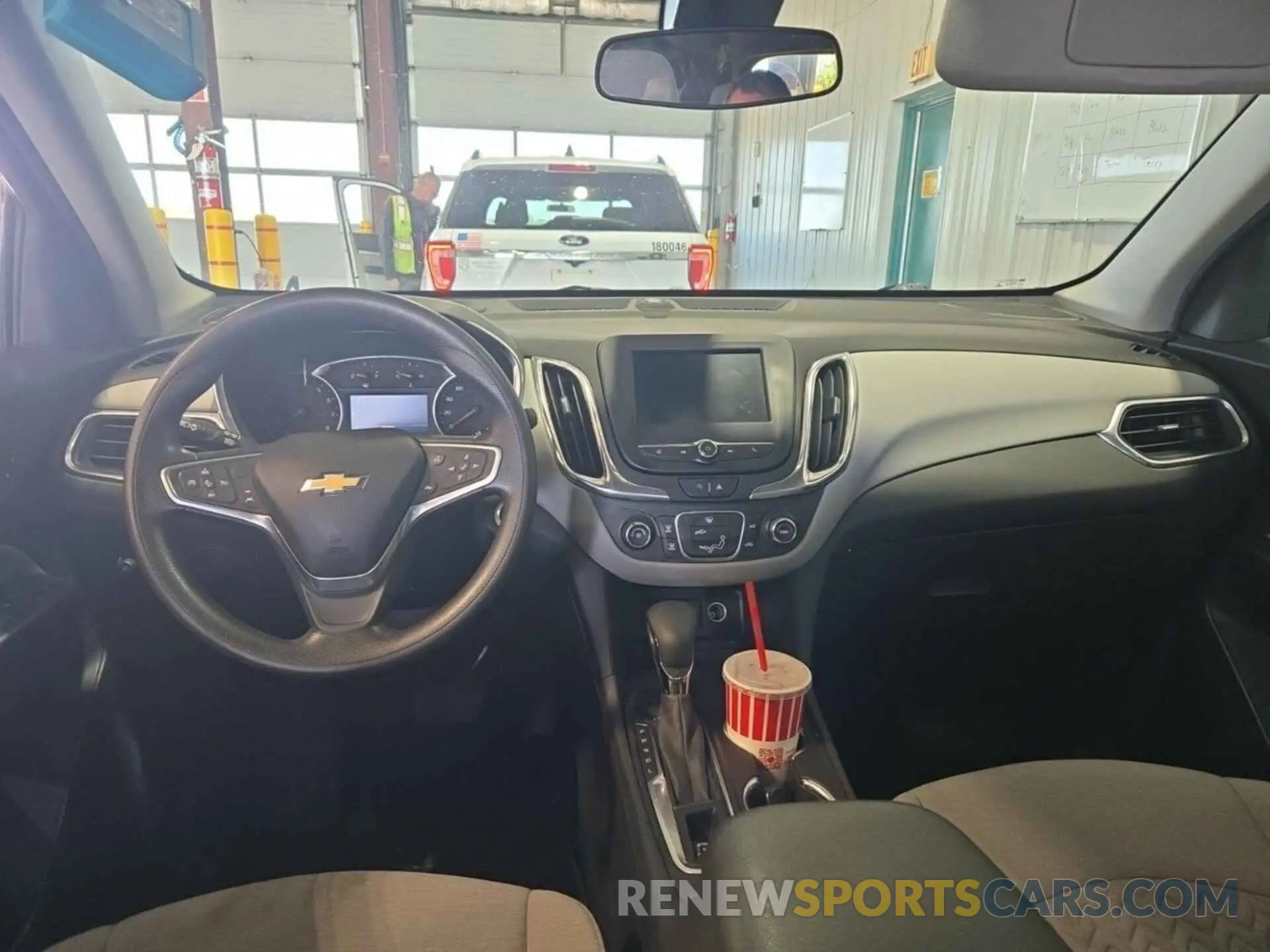 19 Photograph of a damaged car 3GNAXFEV2NS147628 CHEVROLET EQUINOX 2022