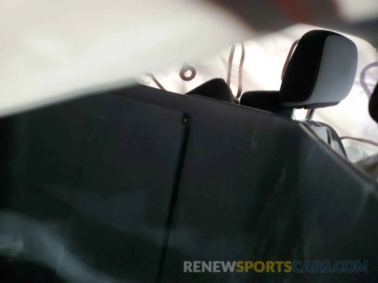 10 Photograph of a damaged car 3GNAXHEV0NS211581 CHEVROLET EQUINOX 2022