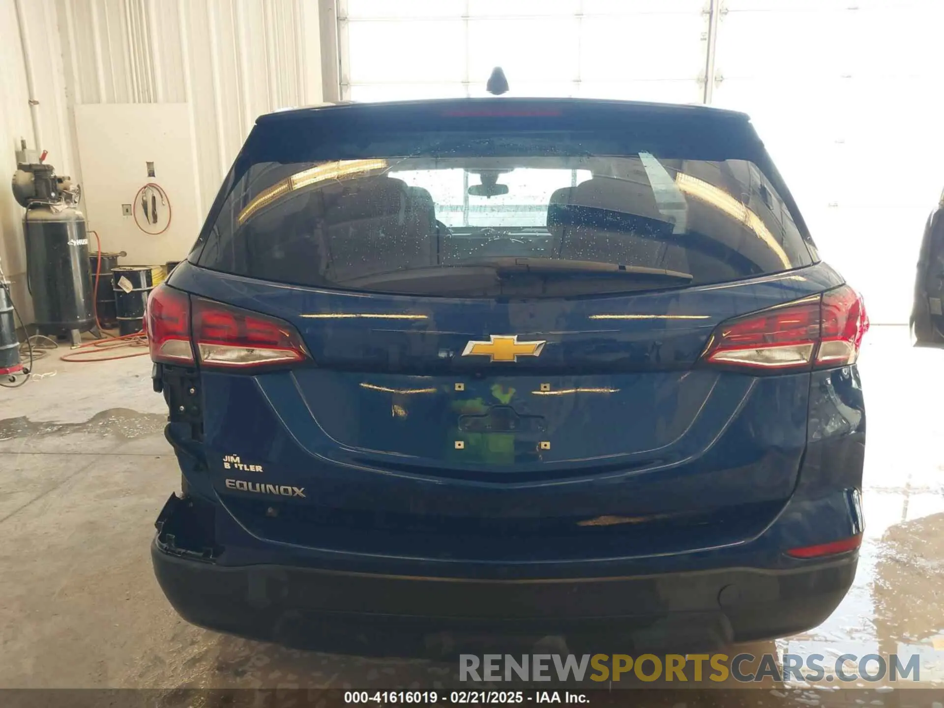 16 Photograph of a damaged car 3GNAXHEV1NS106726 CHEVROLET EQUINOX 2022