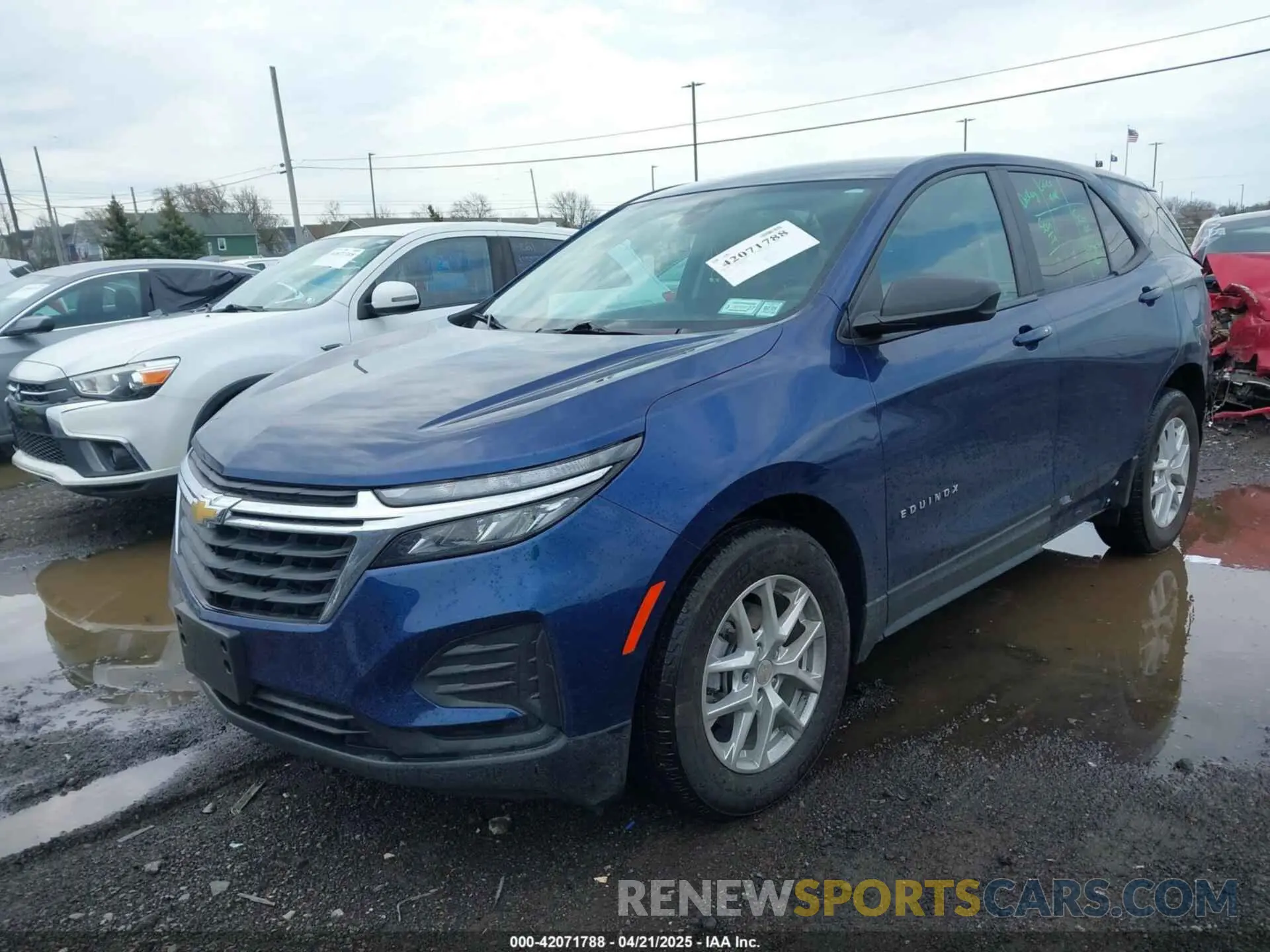 2 Photograph of a damaged car 3GNAXHEV1NS158762 CHEVROLET EQUINOX 2022