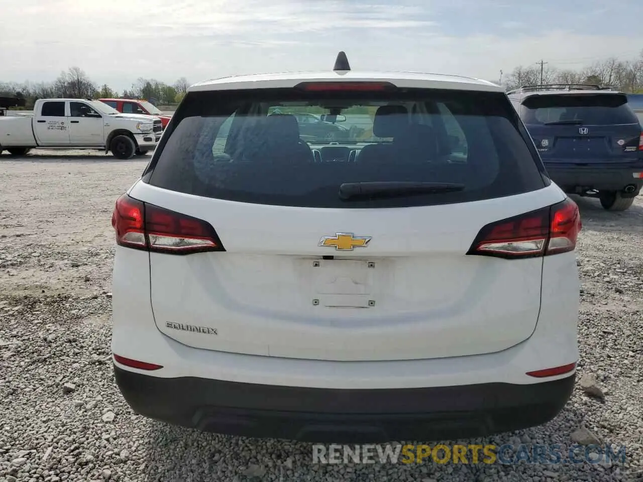 6 Photograph of a damaged car 3GNAXHEV1NS225702 CHEVROLET EQUINOX 2022