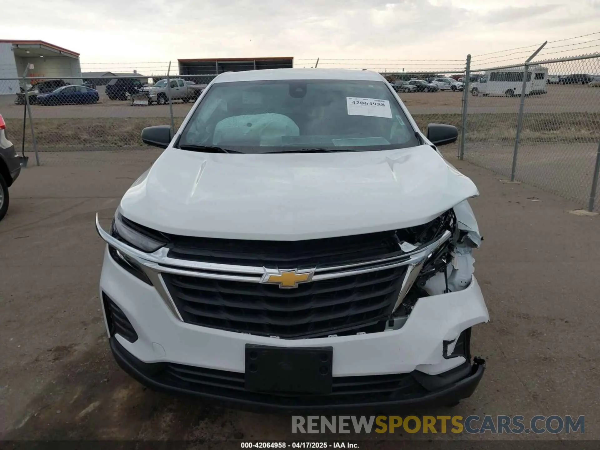 12 Photograph of a damaged car 3GNAXHEV1NS245240 CHEVROLET EQUINOX 2022