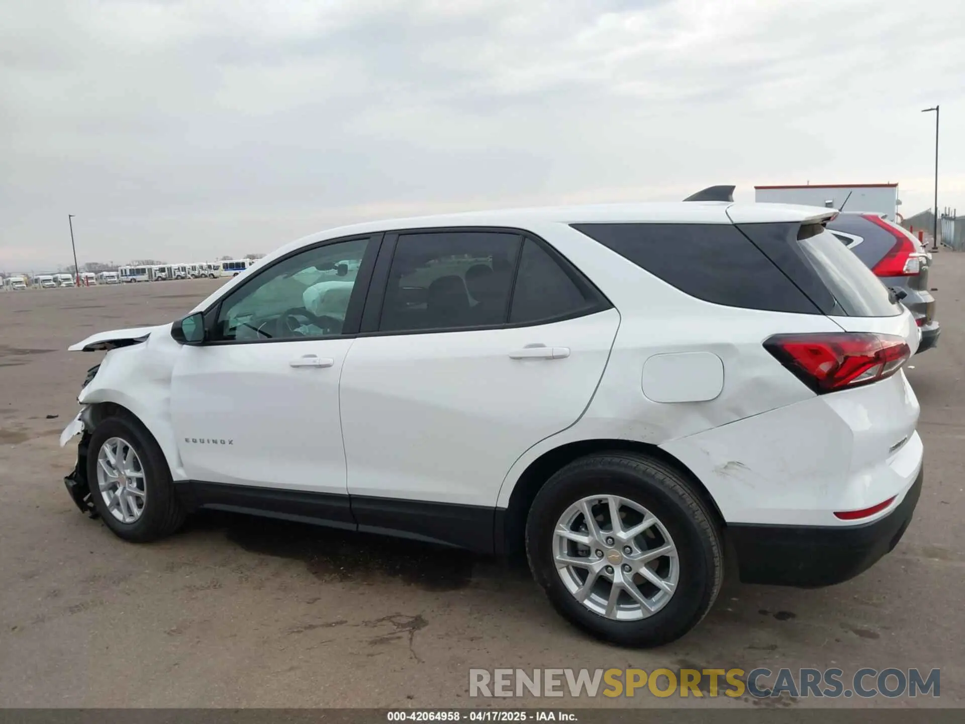 14 Photograph of a damaged car 3GNAXHEV1NS245240 CHEVROLET EQUINOX 2022