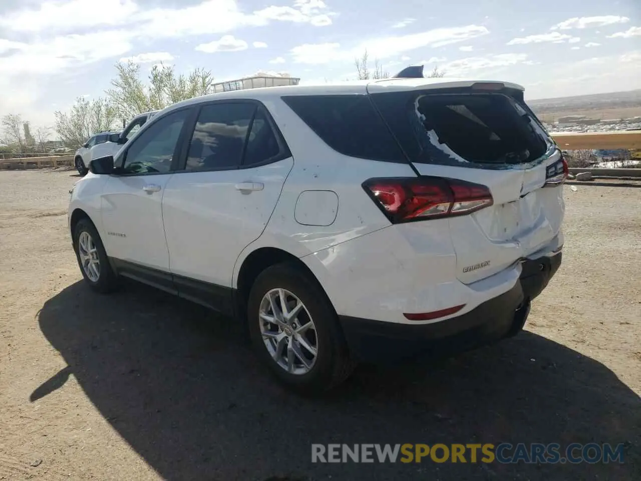 2 Photograph of a damaged car 3GNAXHEV2NS158091 CHEVROLET EQUINOX 2022
