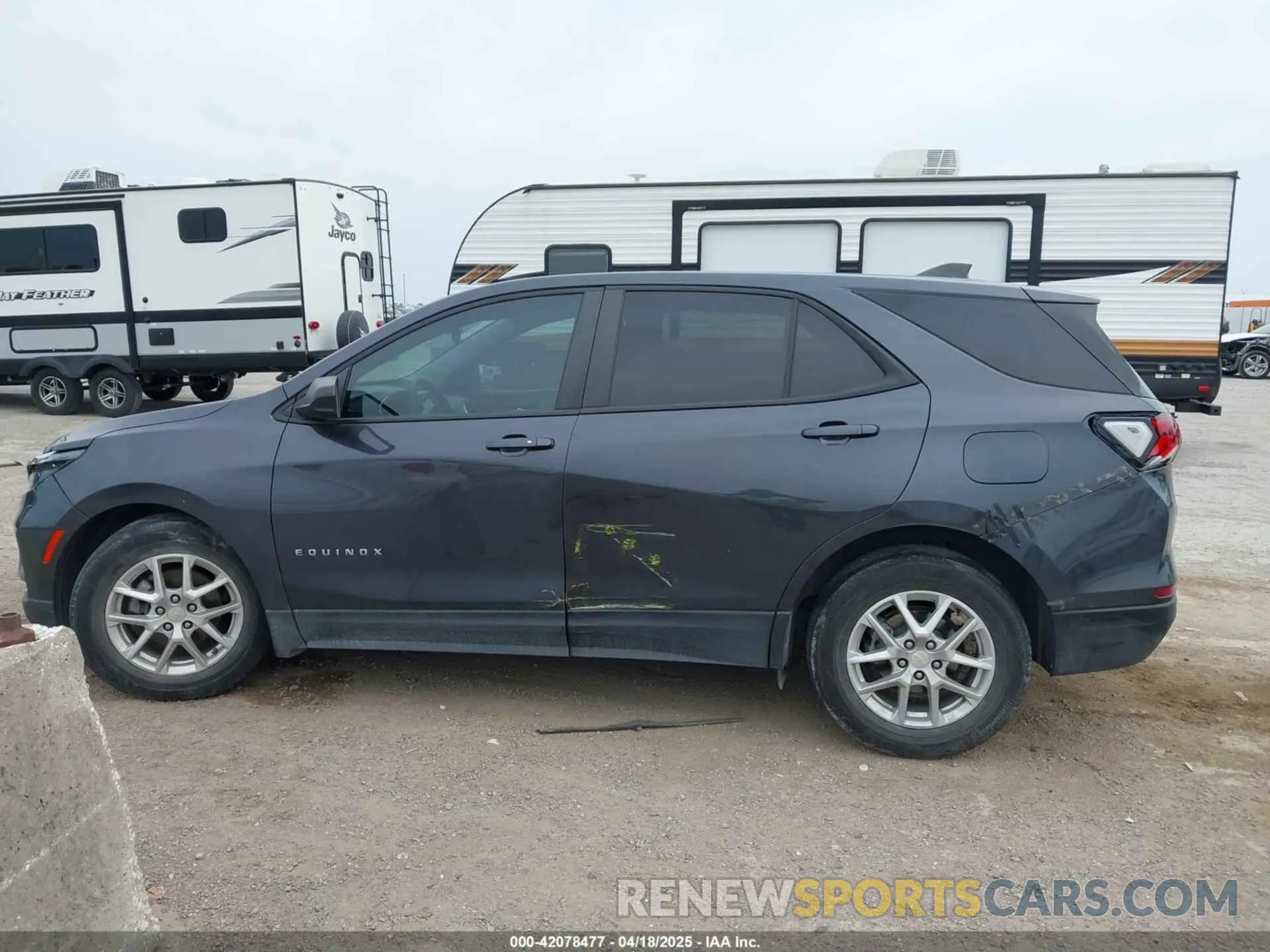 14 Photograph of a damaged car 3GNAXHEV2NS236420 CHEVROLET EQUINOX 2022