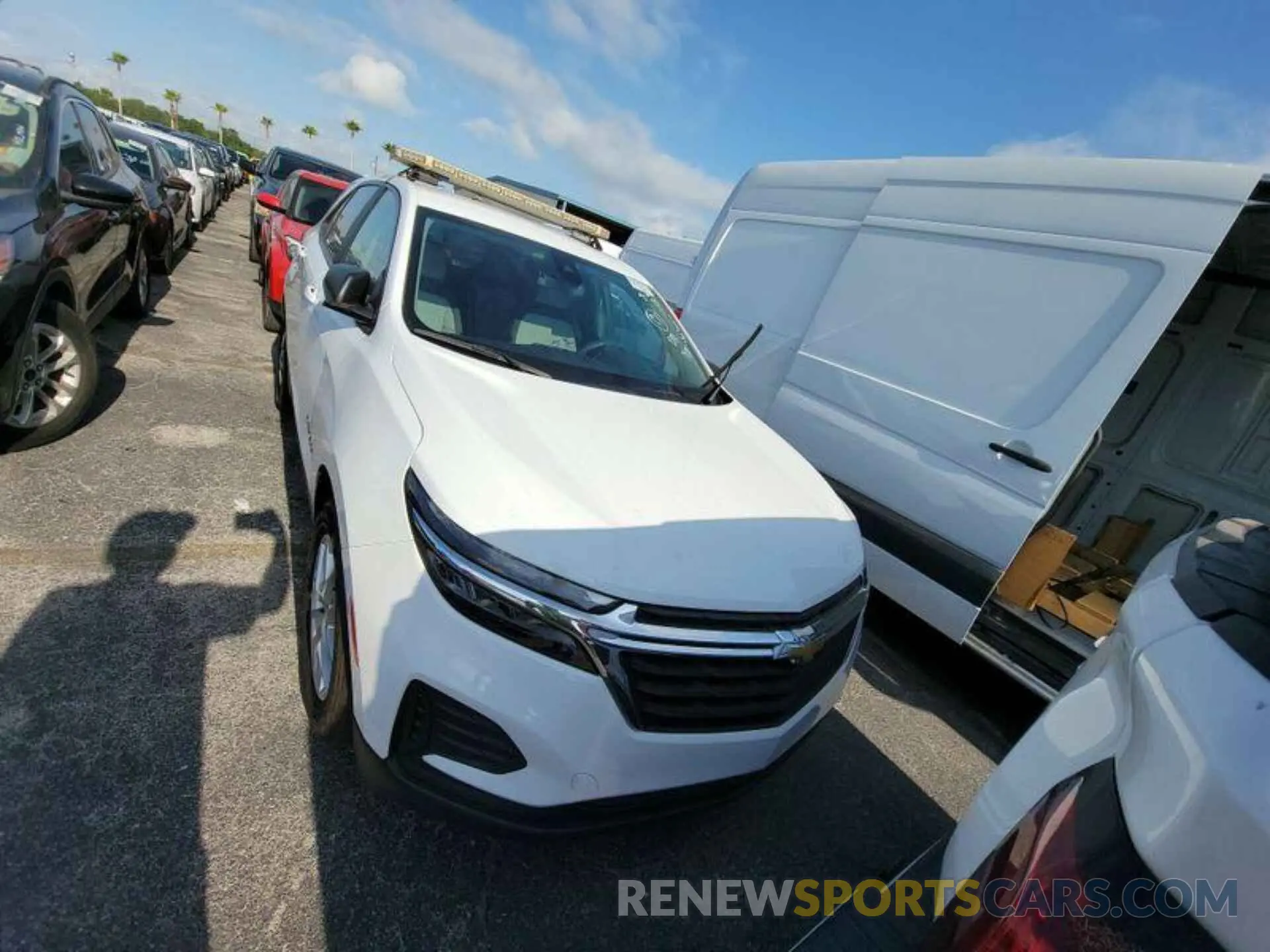 15 Photograph of a damaged car 3GNAXHEV2NS244355 CHEVROLET EQUINOX 2022