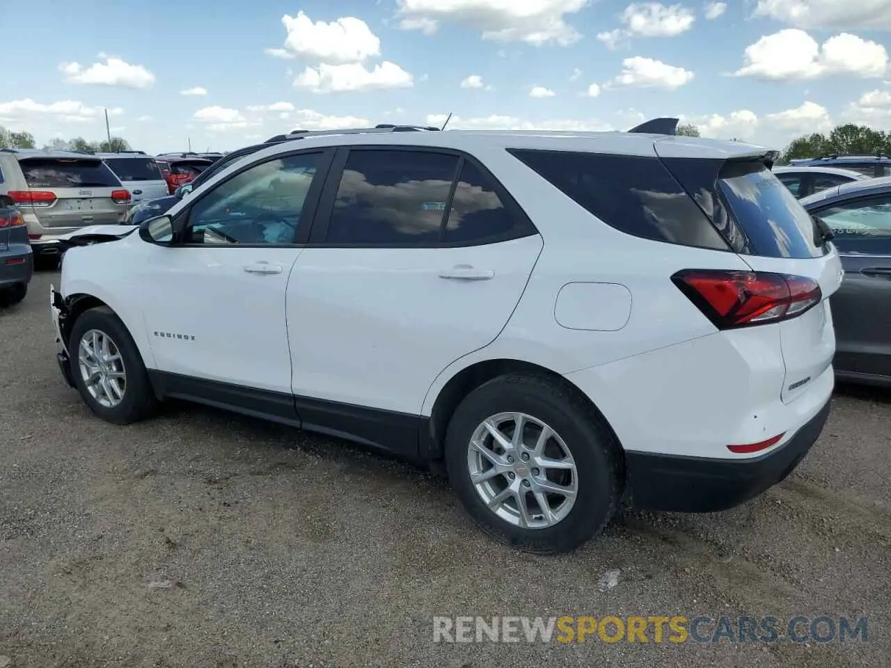 2 Photograph of a damaged car 3GNAXHEV2NS244761 CHEVROLET EQUINOX 2022
