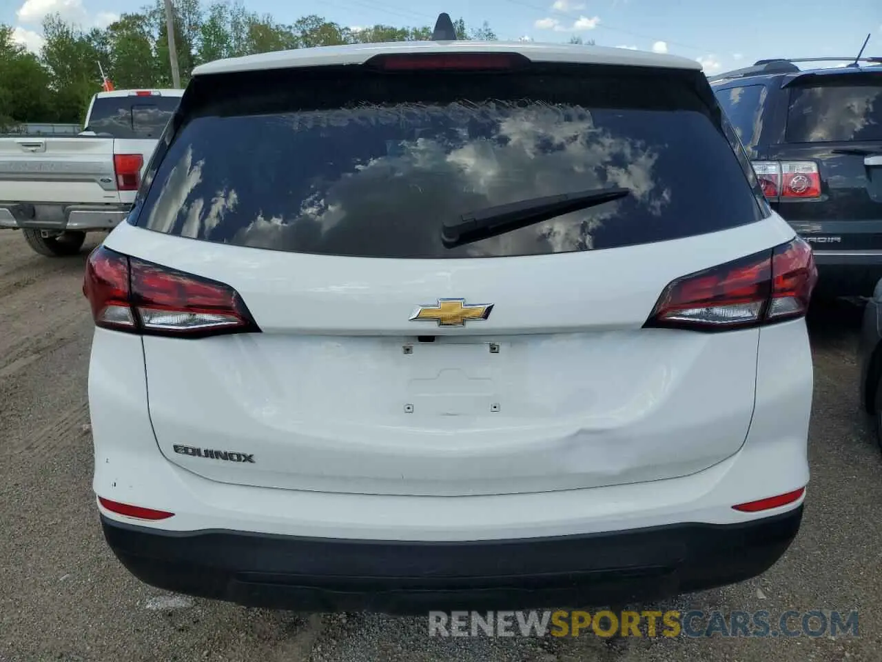 6 Photograph of a damaged car 3GNAXHEV2NS244761 CHEVROLET EQUINOX 2022