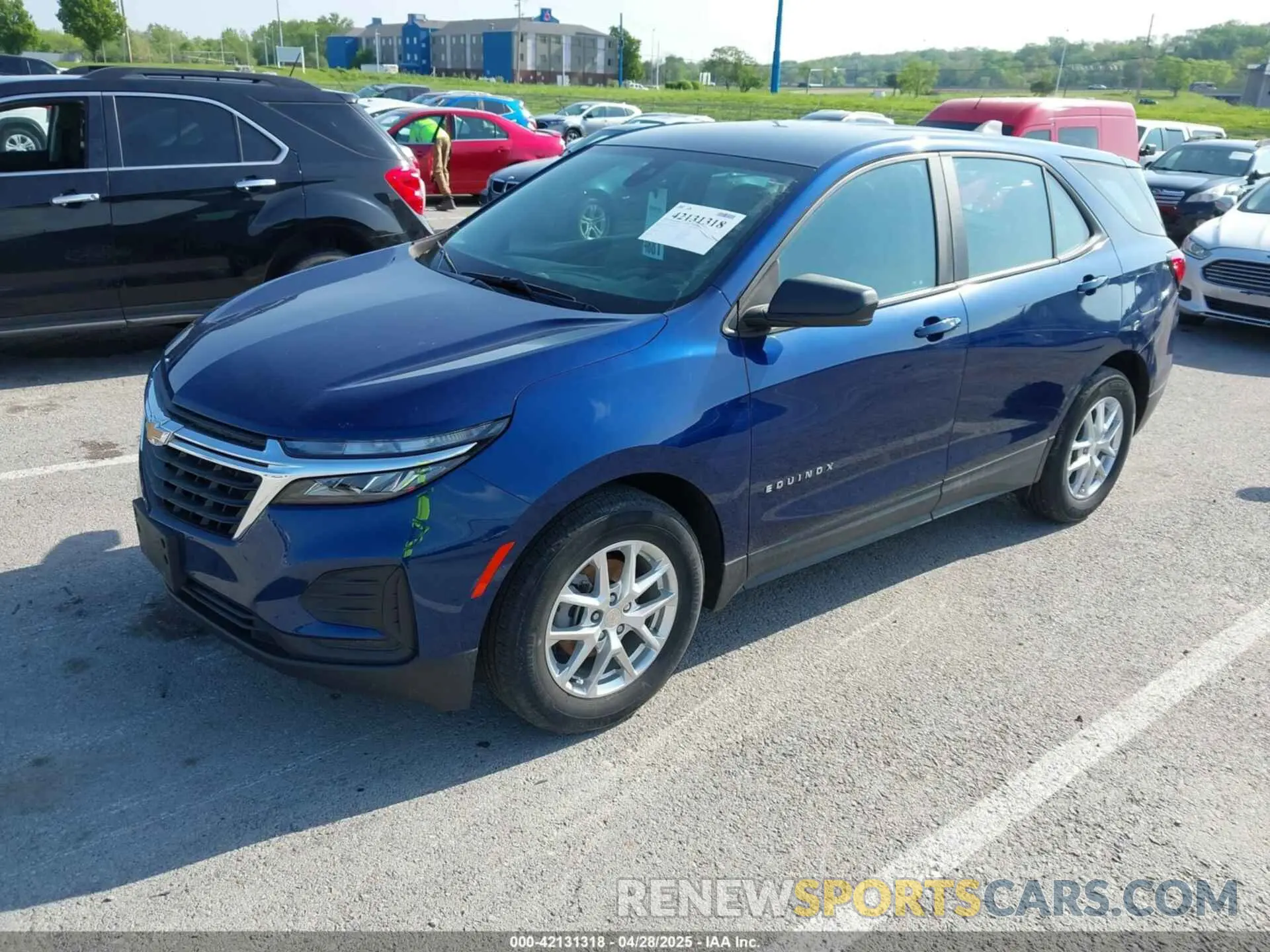 2 Photograph of a damaged car 3GNAXHEV3NS114780 CHEVROLET EQUINOX 2022