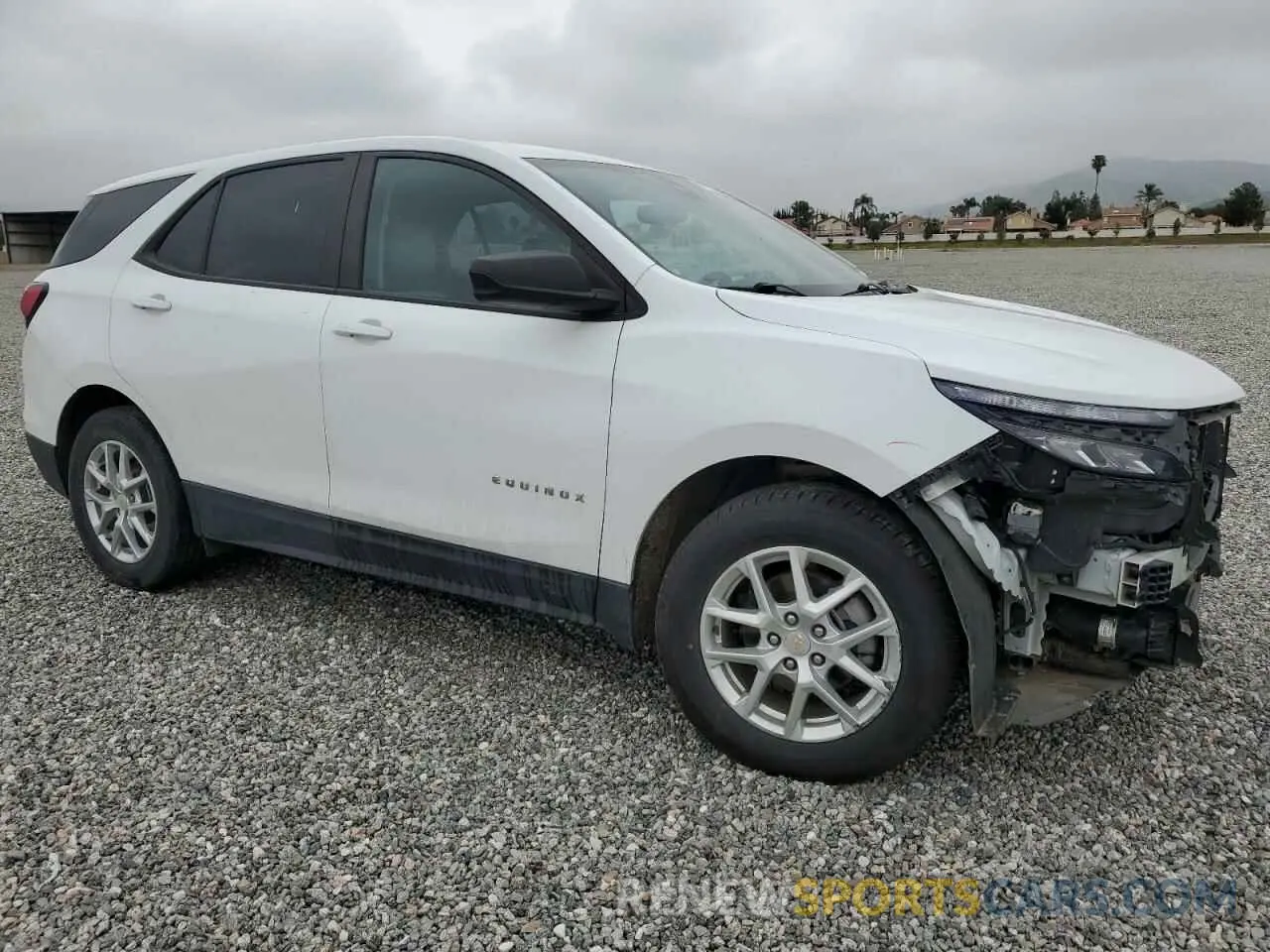 4 Photograph of a damaged car 3GNAXHEV3NS234207 CHEVROLET EQUINOX 2022