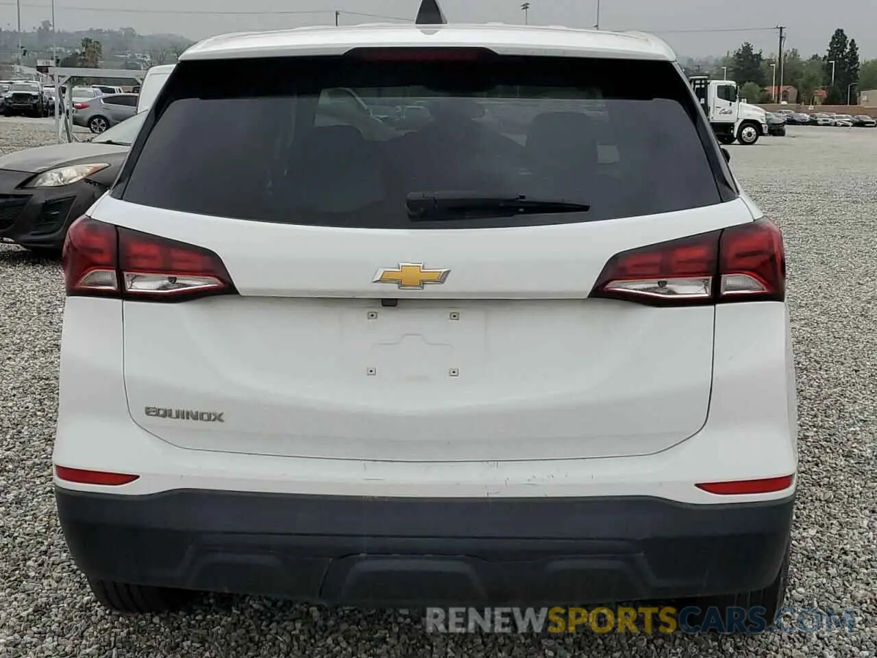 6 Photograph of a damaged car 3GNAXHEV3NS234207 CHEVROLET EQUINOX 2022