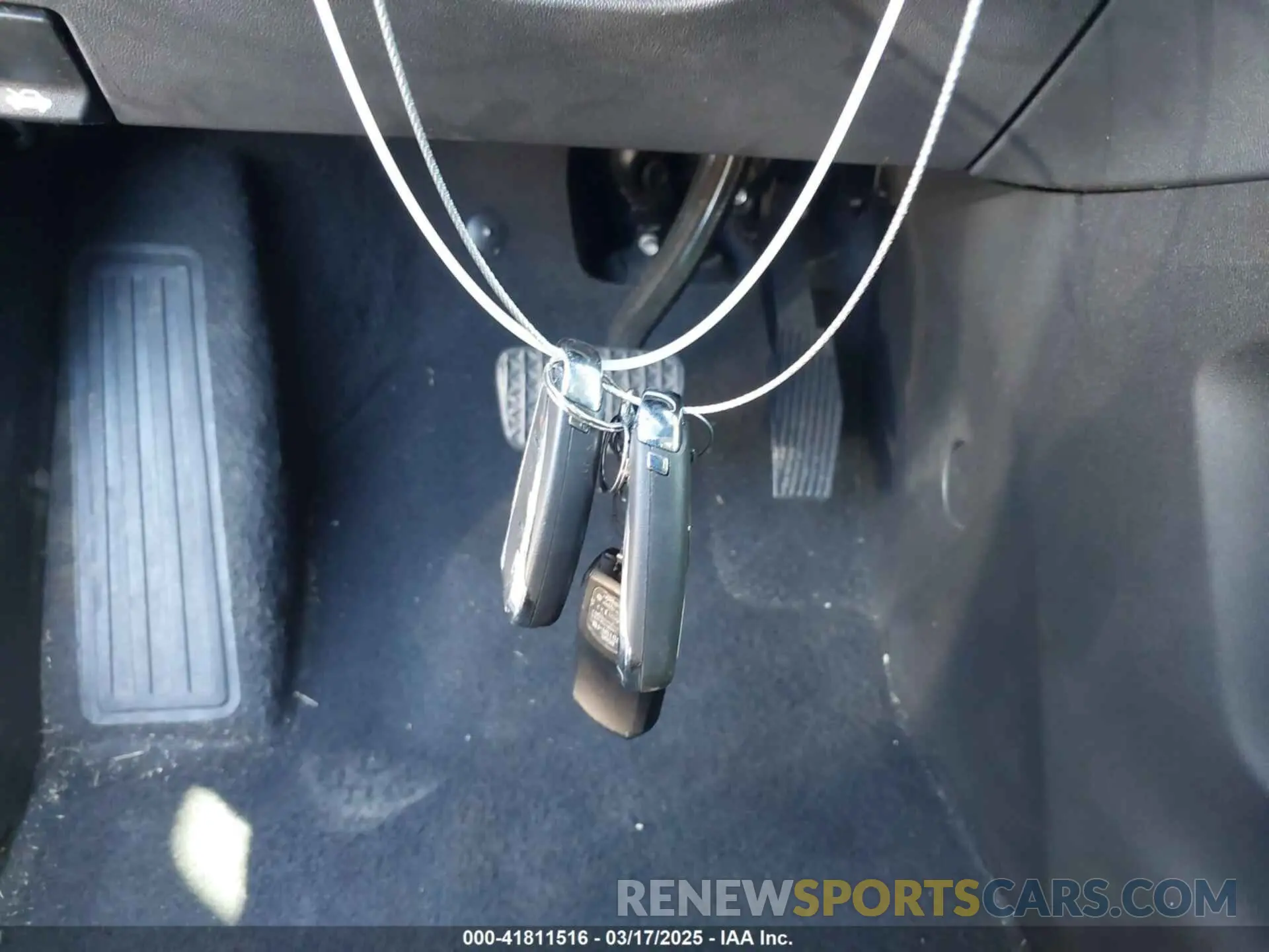 11 Photograph of a damaged car 3GNAXHEV4NS191691 CHEVROLET EQUINOX 2022