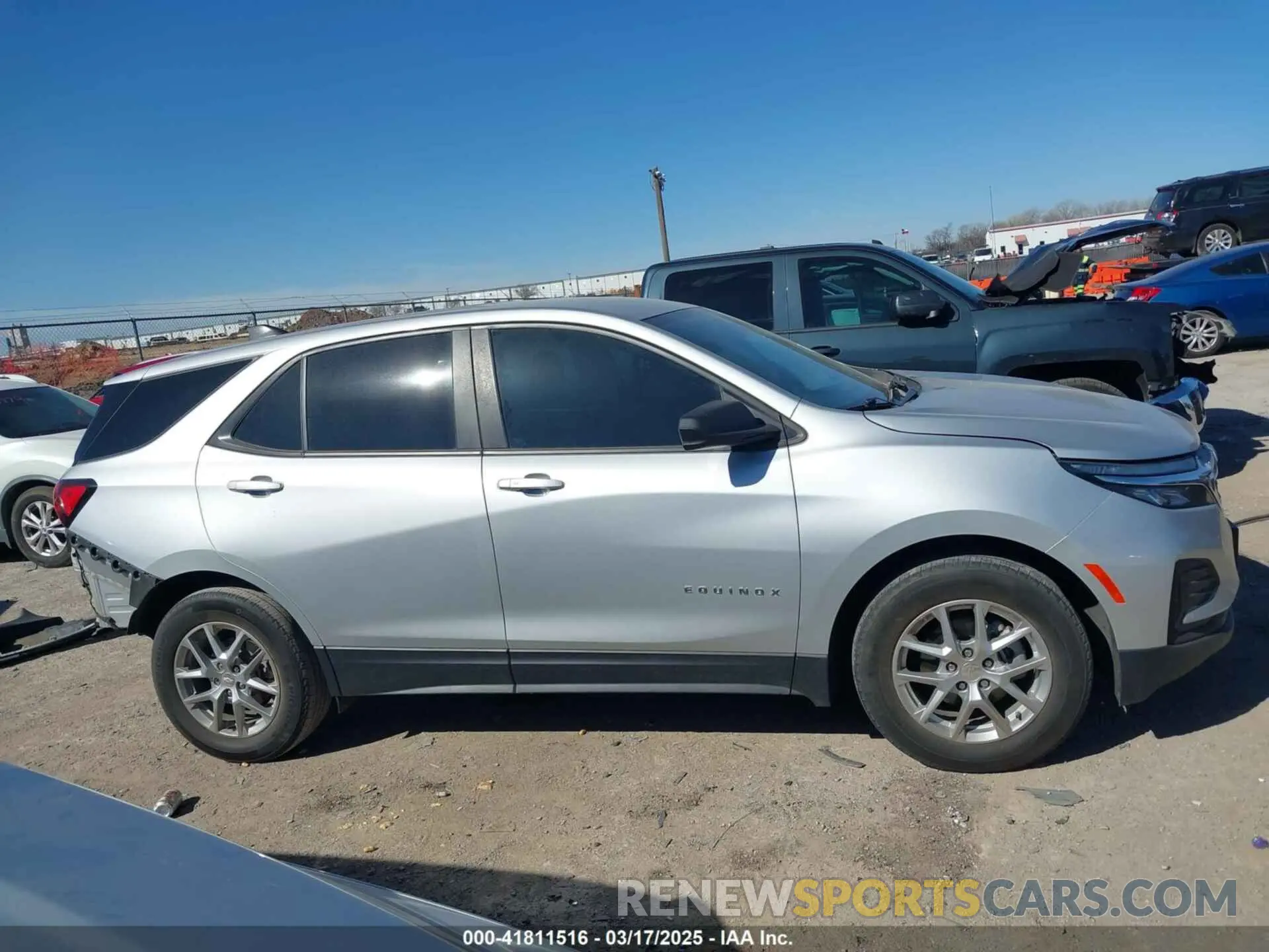 14 Photograph of a damaged car 3GNAXHEV4NS191691 CHEVROLET EQUINOX 2022