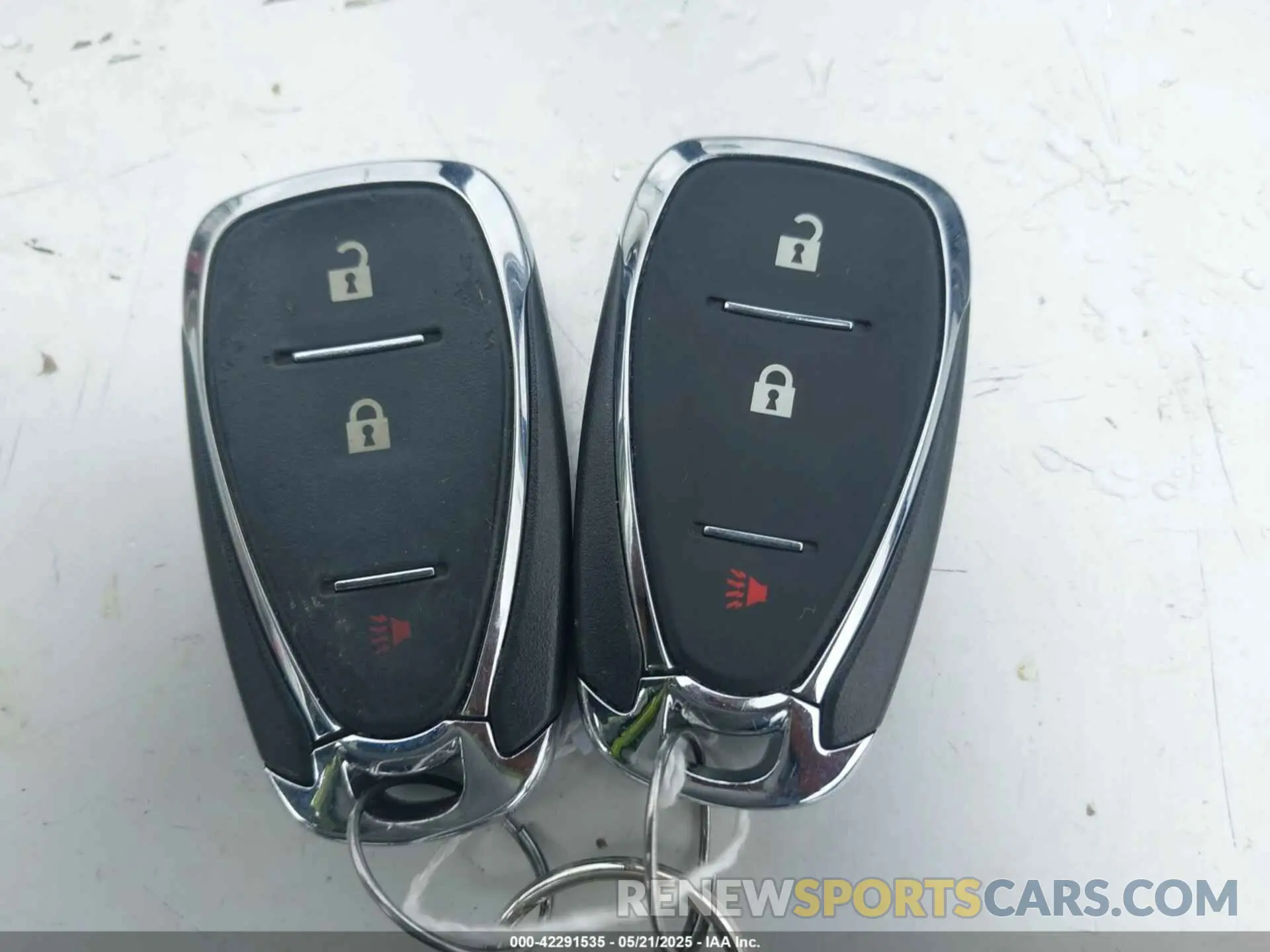 11 Photograph of a damaged car 3GNAXHEV4NS226939 CHEVROLET EQUINOX 2022