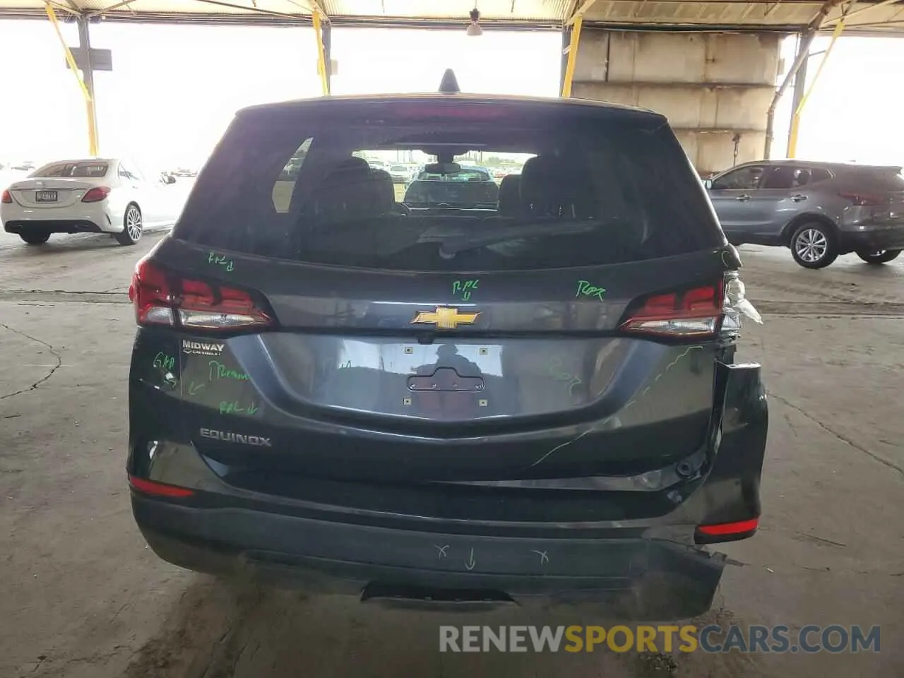 6 Photograph of a damaged car 3GNAXHEV5NS156870 CHEVROLET EQUINOX 2022