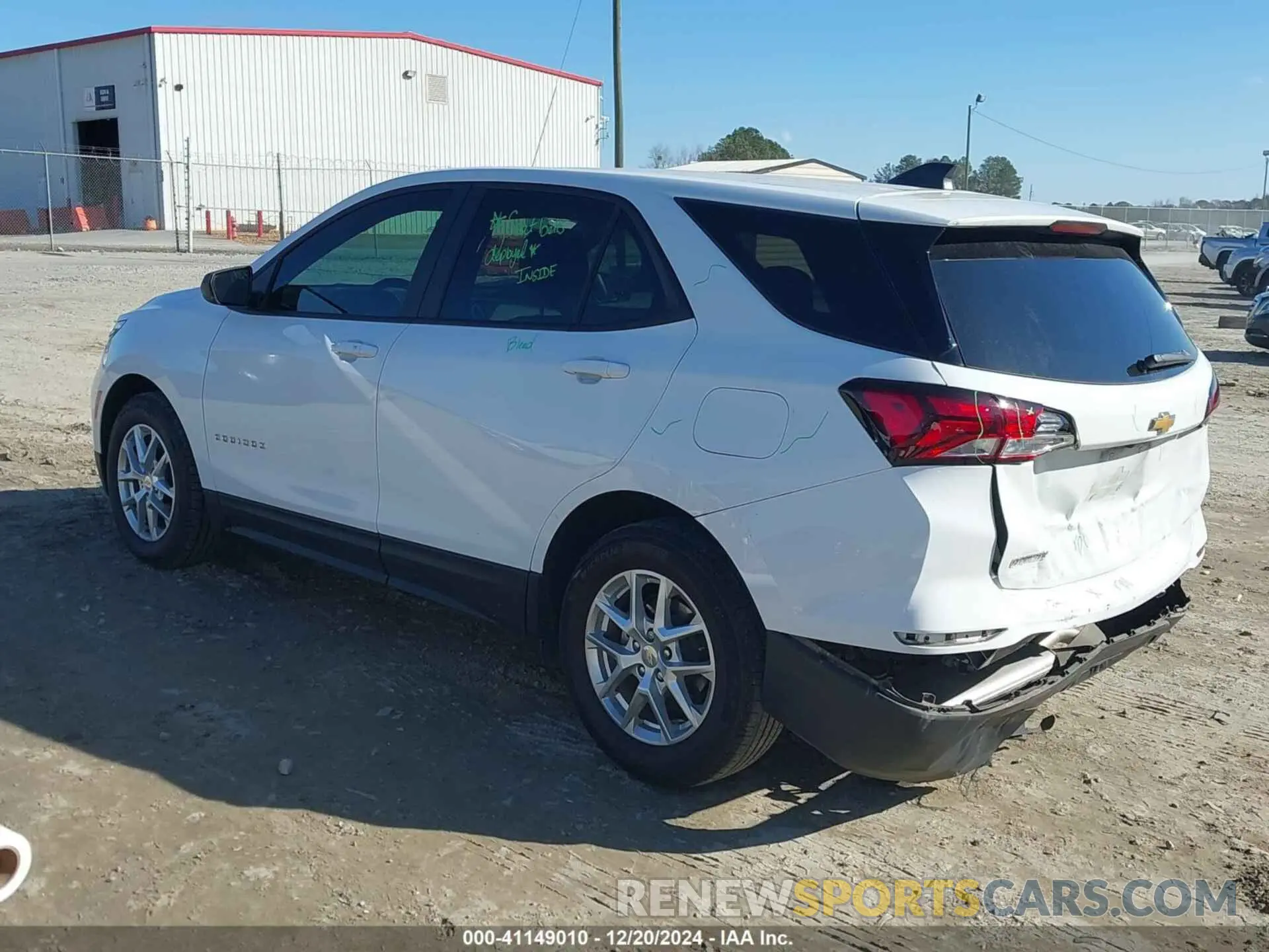 3 Photograph of a damaged car 3GNAXHEV5NS170333 CHEVROLET EQUINOX 2022