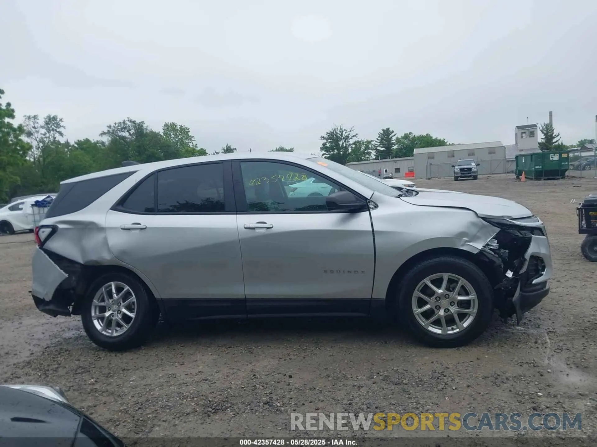 14 Photograph of a damaged car 3GNAXHEV6NS159907 CHEVROLET EQUINOX 2022