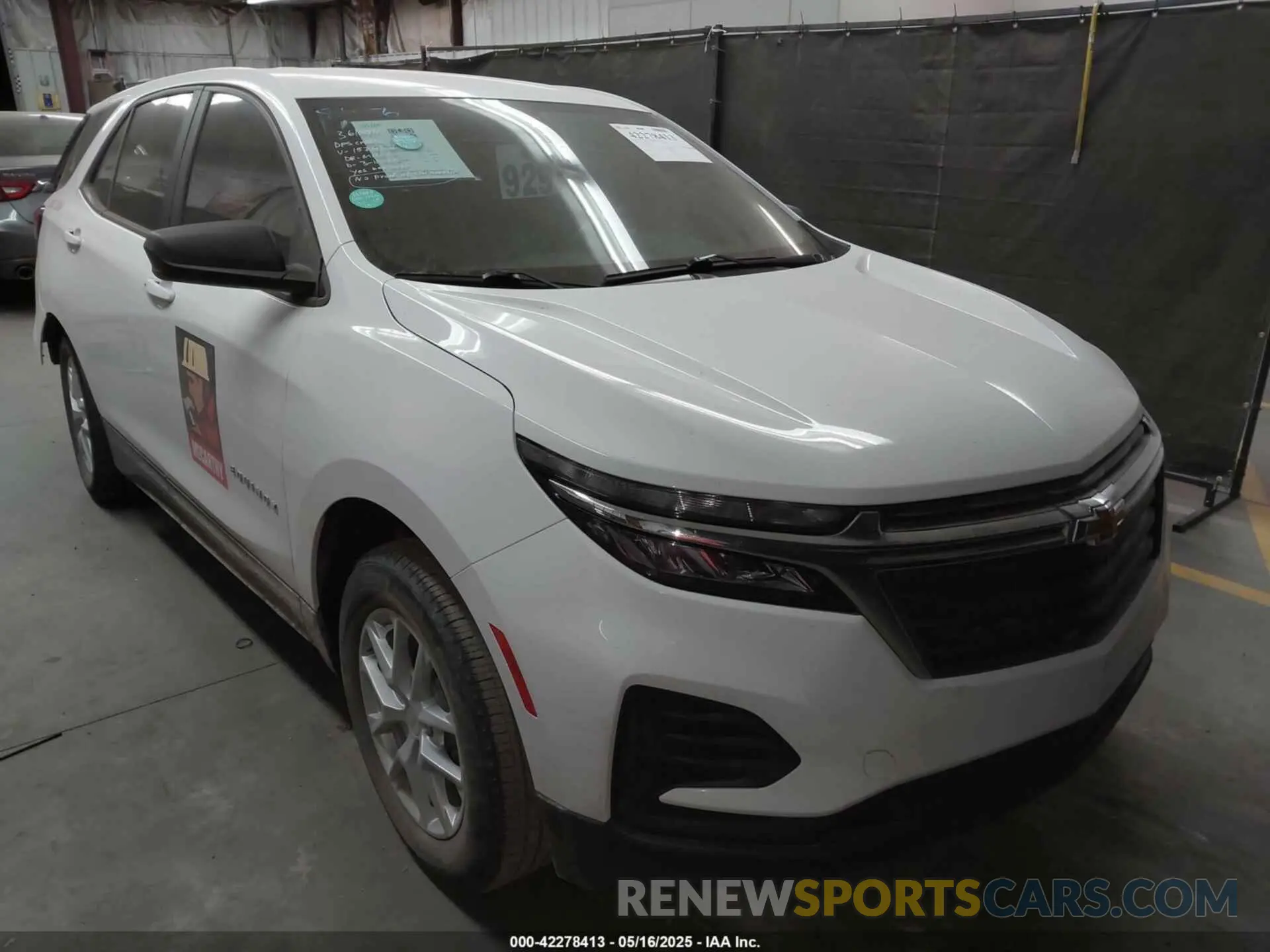1 Photograph of a damaged car 3GNAXHEV7NS157437 CHEVROLET EQUINOX 2022