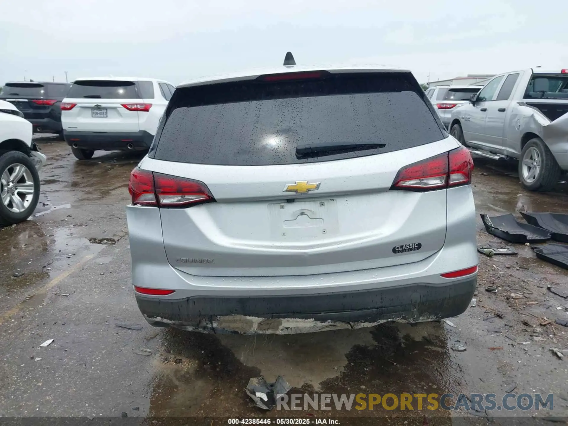 16 Photograph of a damaged car 3GNAXHEV7NS161441 CHEVROLET EQUINOX 2022