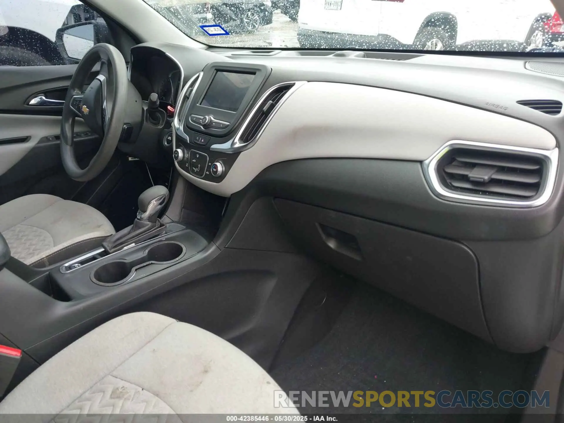 5 Photograph of a damaged car 3GNAXHEV7NS161441 CHEVROLET EQUINOX 2022