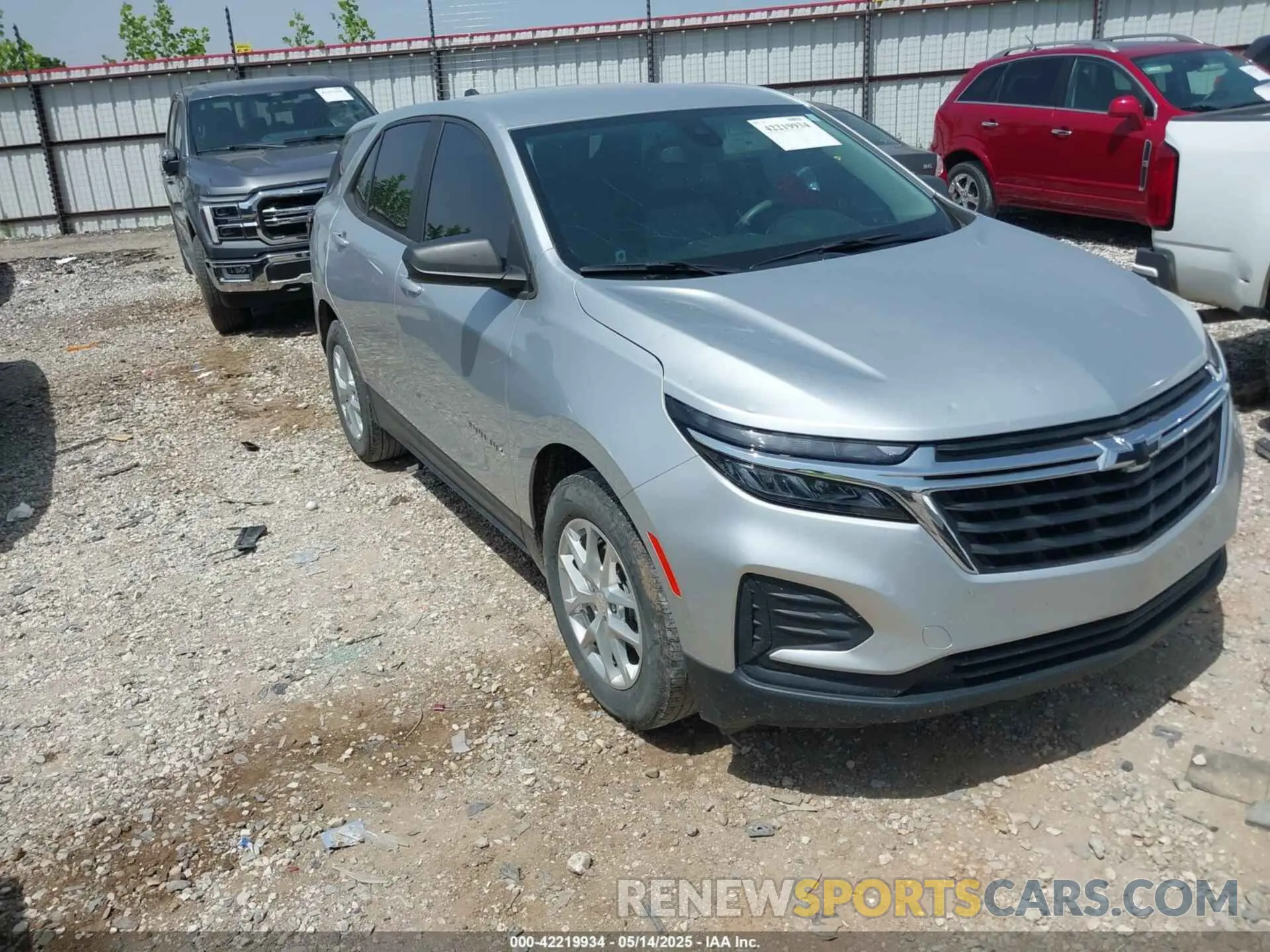 1 Photograph of a damaged car 3GNAXHEV7NS165098 CHEVROLET EQUINOX 2022