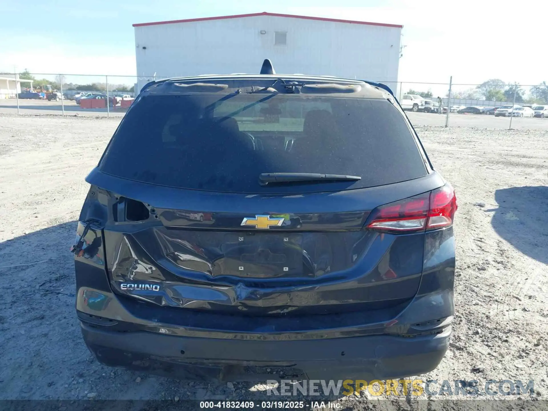 6 Photograph of a damaged car 3GNAXHEV7NS174173 CHEVROLET EQUINOX 2022