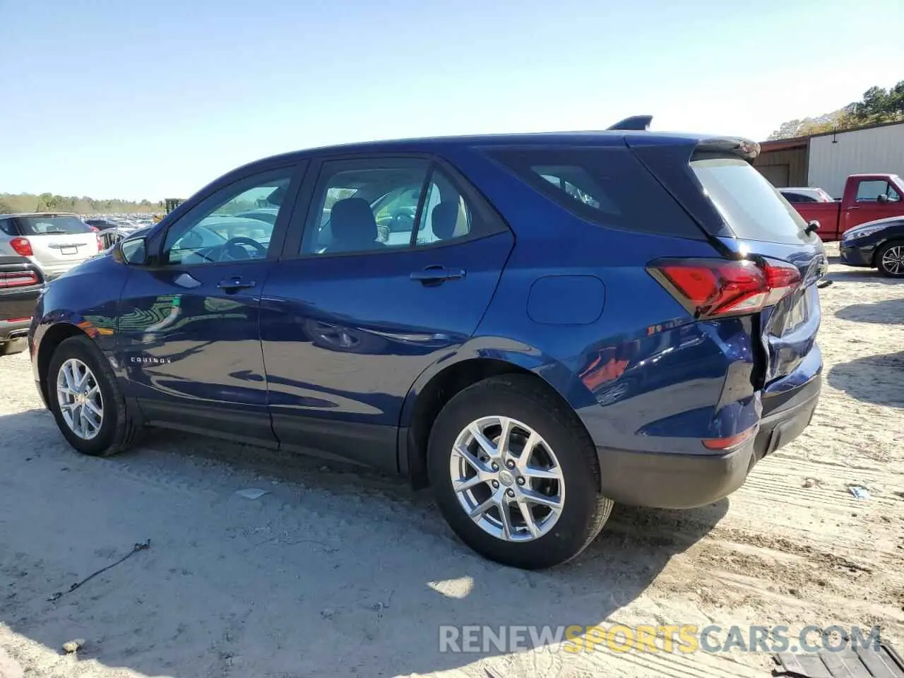 2 Photograph of a damaged car 3GNAXHEV8NS154143 CHEVROLET EQUINOX 2022