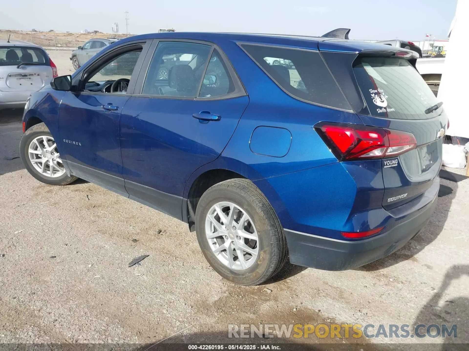 3 Photograph of a damaged car 3GNAXHEV8NS245316 CHEVROLET EQUINOX 2022