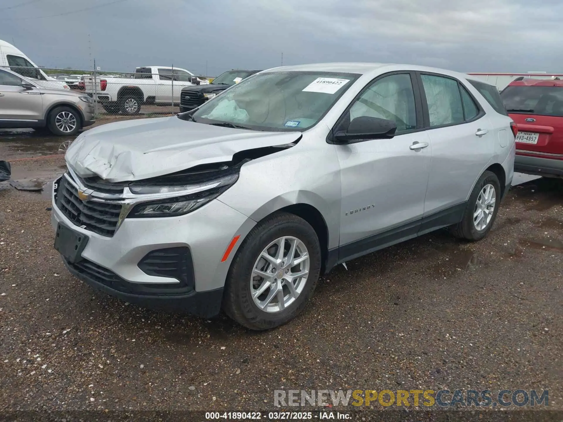 2 Photograph of a damaged car 3GNAXHEV9NS114301 CHEVROLET EQUINOX 2022