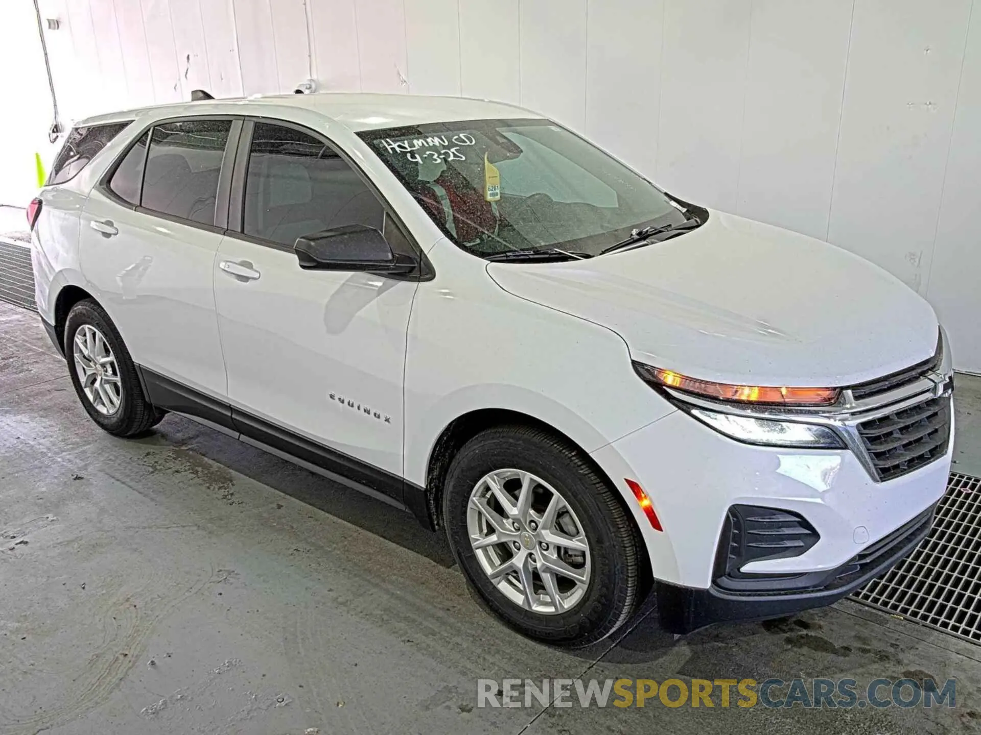 14 Photograph of a damaged car 3GNAXHEV9NS155558 CHEVROLET EQUINOX 2022