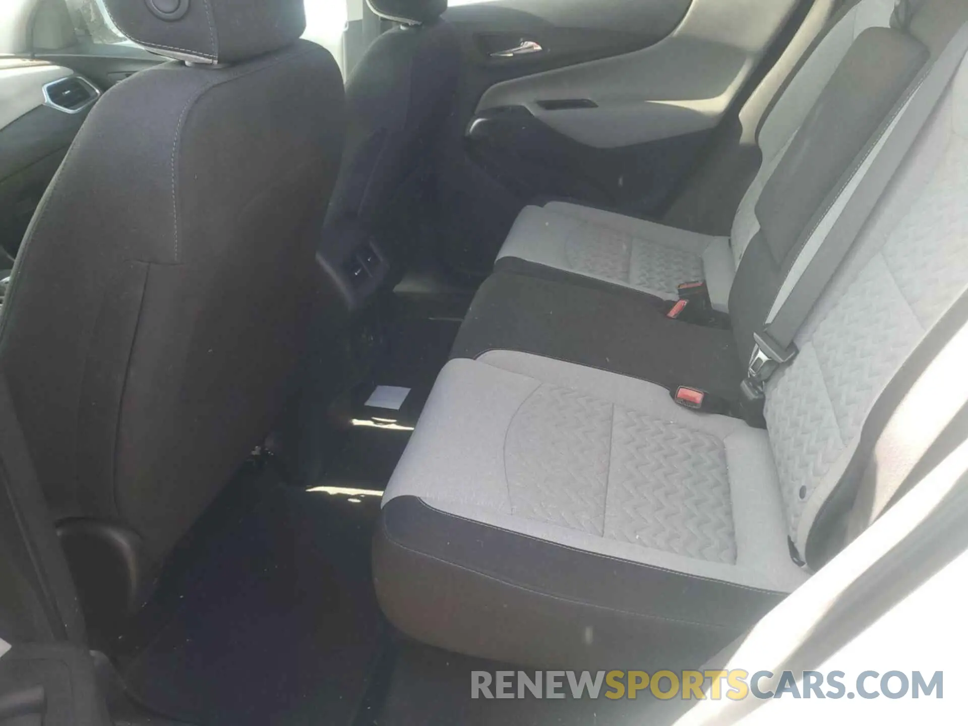 3 Photograph of a damaged car 3GNAXHEV9NS155558 CHEVROLET EQUINOX 2022