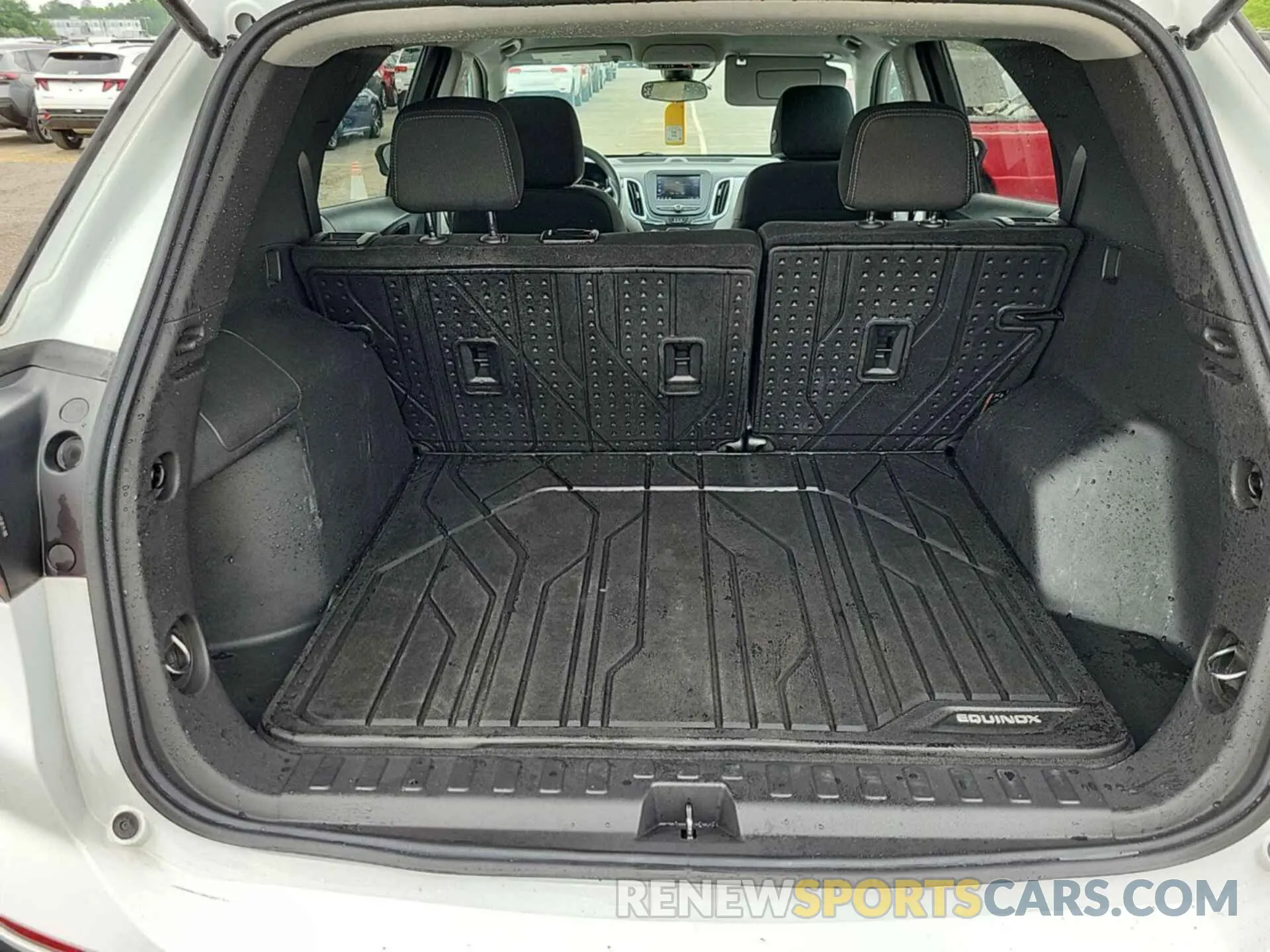 29 Photograph of a damaged car 3GNAXHEV9NS177074 CHEVROLET EQUINOX 2022