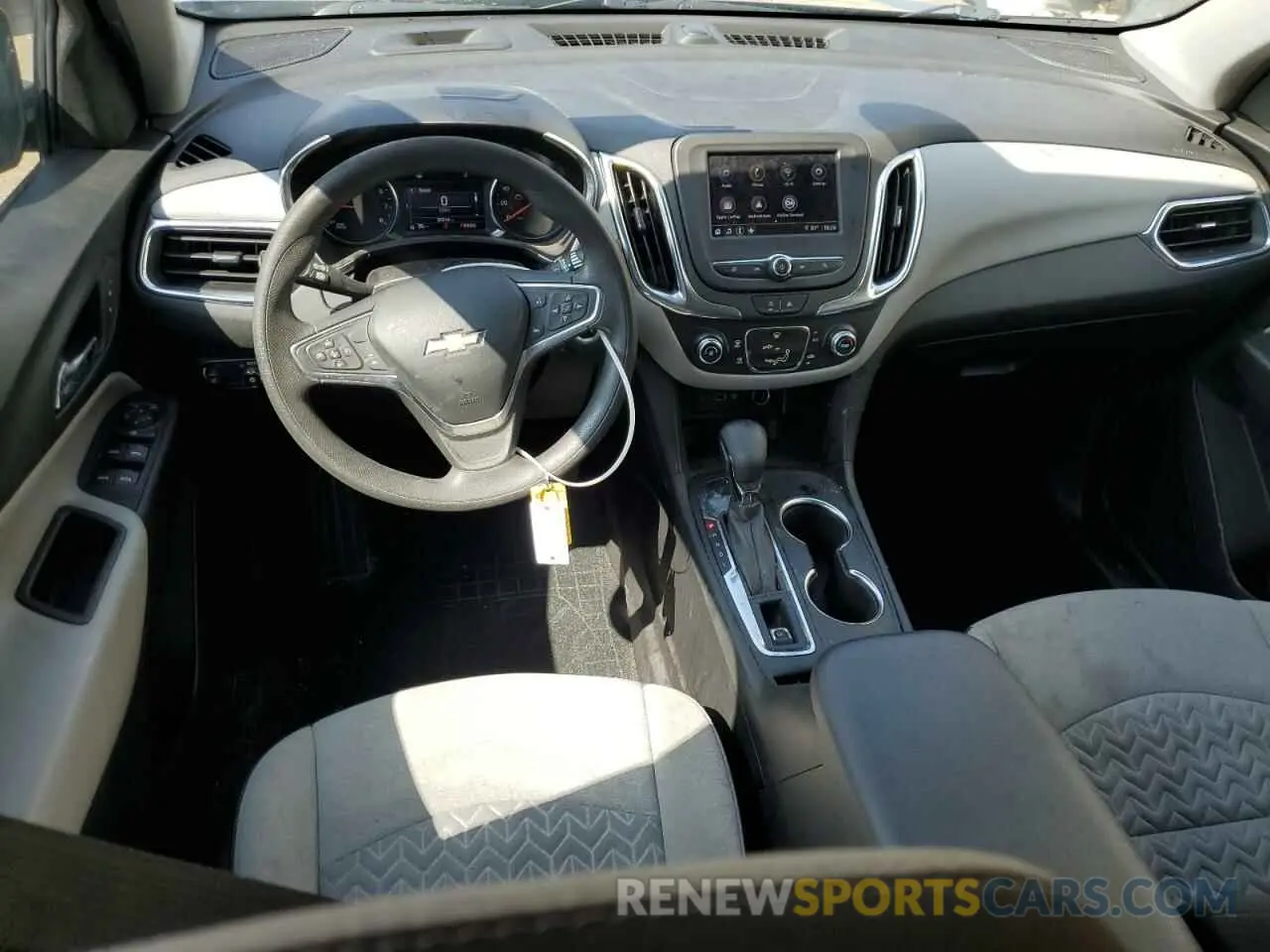 8 Photograph of a damaged car 3GNAXHEV9NS206248 CHEVROLET EQUINOX 2022