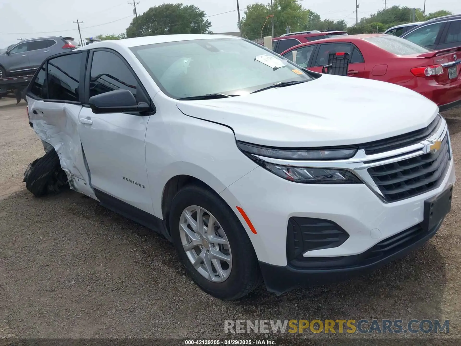 1 Photograph of a damaged car 3GNAXHEV9NS242439 CHEVROLET EQUINOX 2022