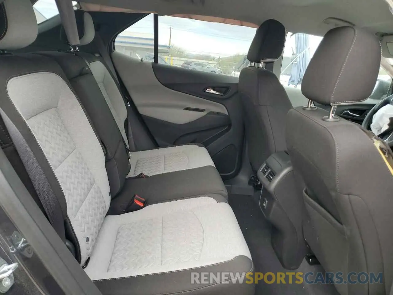 12 Photograph of a damaged car 3GNAXHEVXNS157657 CHEVROLET EQUINOX 2022