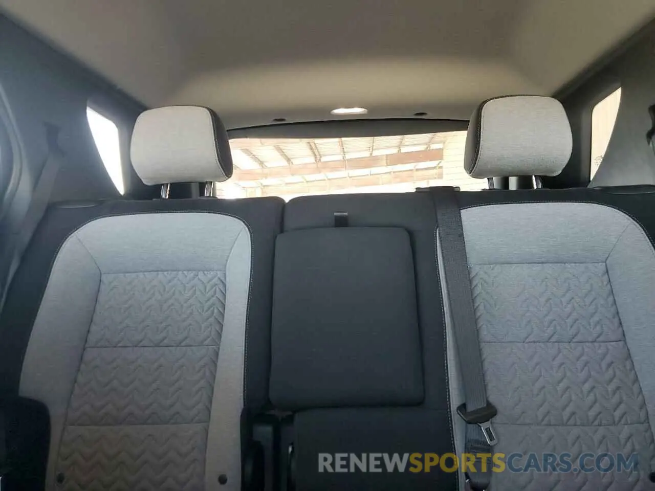 10 Photograph of a damaged car 3GNAXHEVXNS237315 CHEVROLET EQUINOX 2022