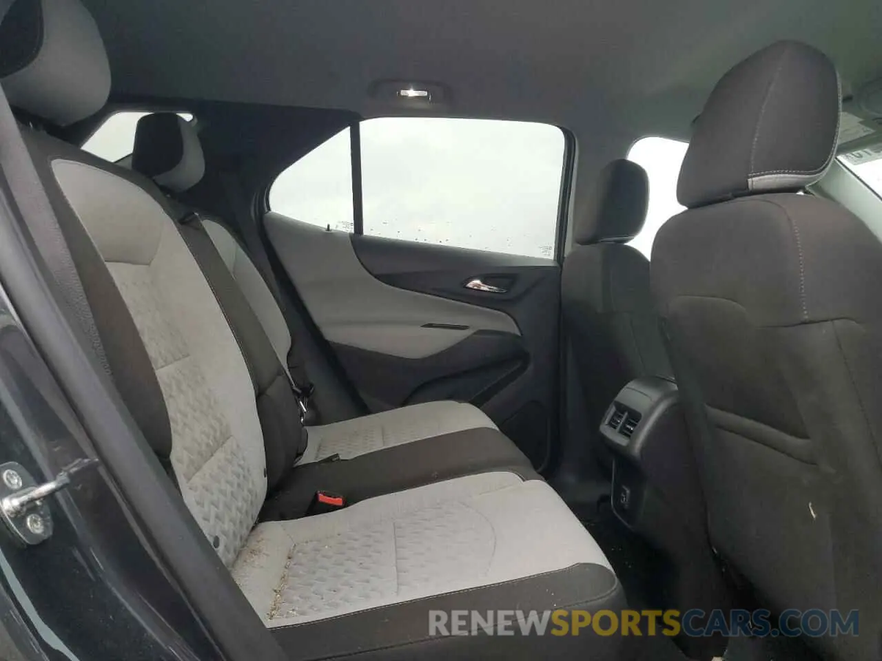 11 Photograph of a damaged car 3GNAXHEVXNS244233 CHEVROLET EQUINOX 2022