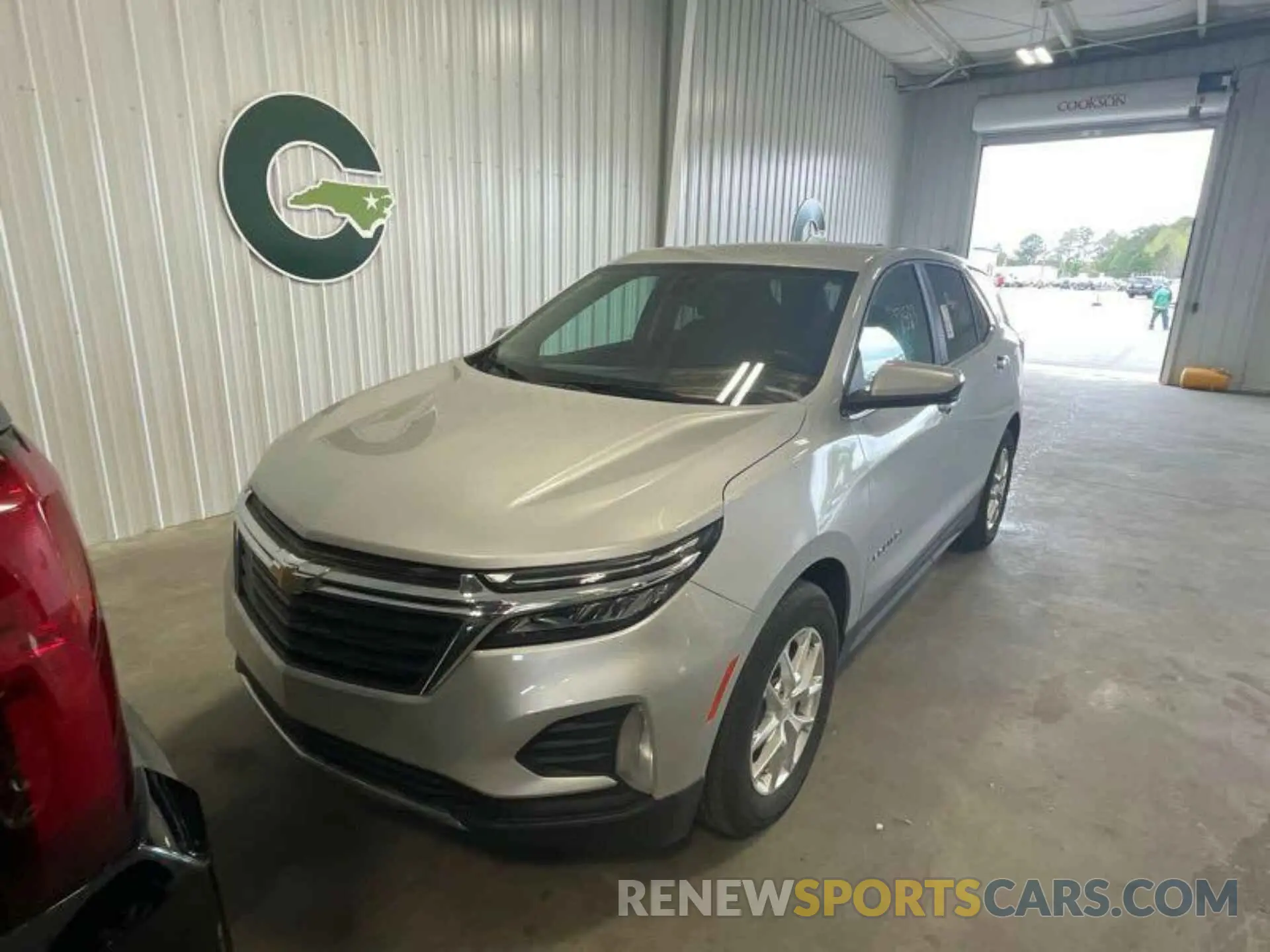 12 Photograph of a damaged car 3GNAXJEV0NL139055 CHEVROLET EQUINOX 2022